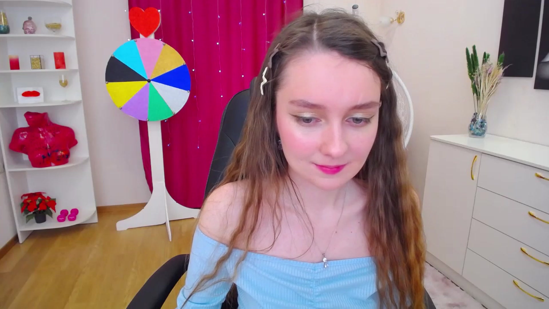 Gallery image thumbnail from Milim_Nava's myfreecams stream on, 07/15/2023, 11:14 image 9 of 20