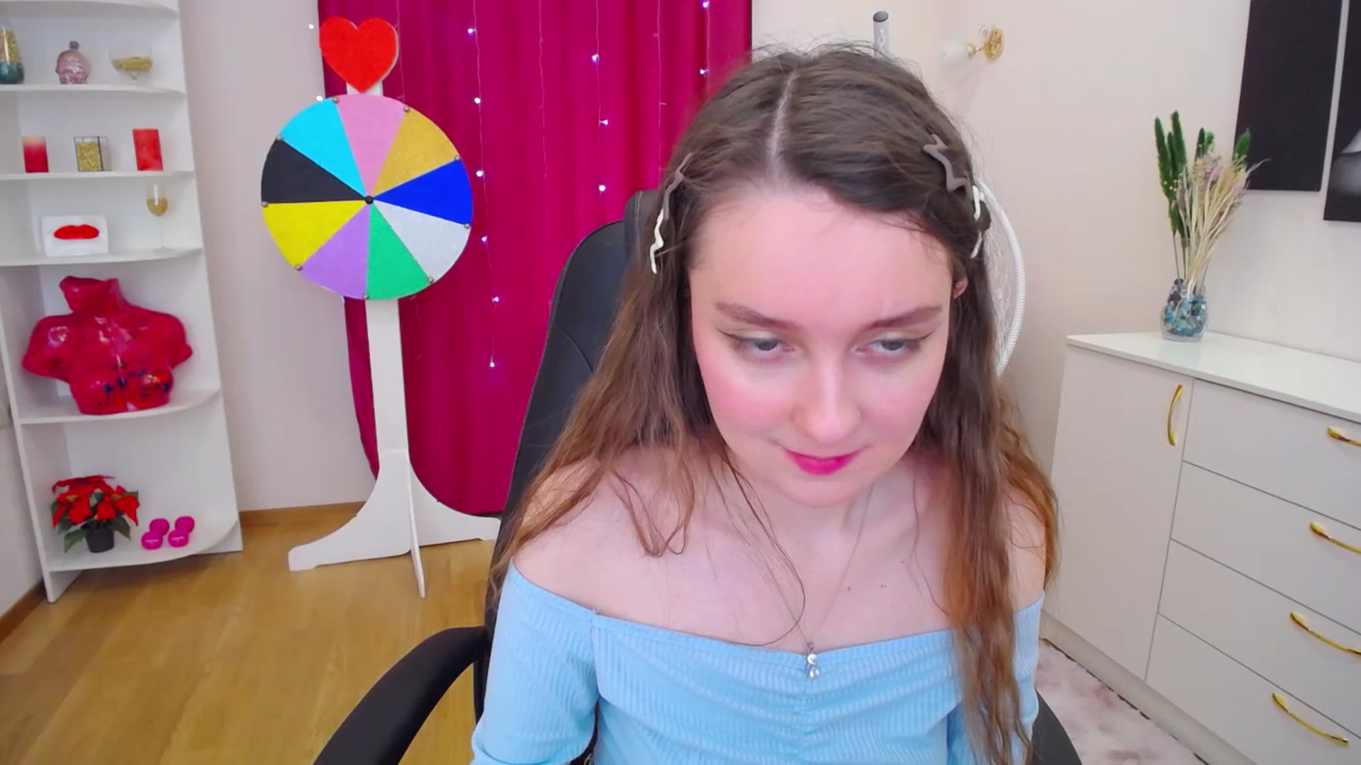 Gallery image thumbnail from Milim_Nava's myfreecams stream on, 07/15/2023, 11:14 image 5 of 20