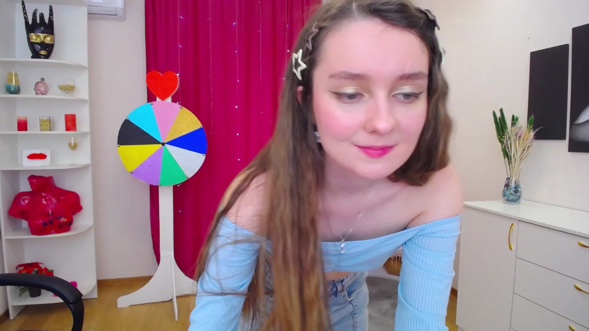 Gallery image thumbnail from Milim_Nava's myfreecams stream on, 07/15/2023, 11:14 image 13 of 20