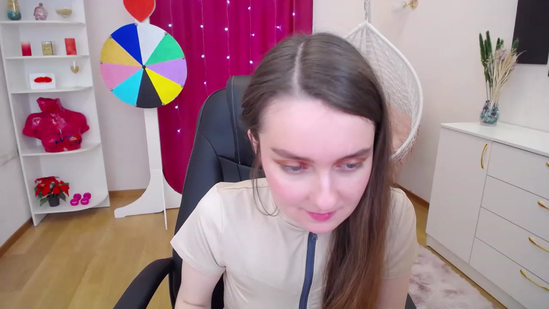 Gallery image thumbnail from Milim_Nava's myfreecams stream on, 07/17/2023, 07:29 image 18 of 20