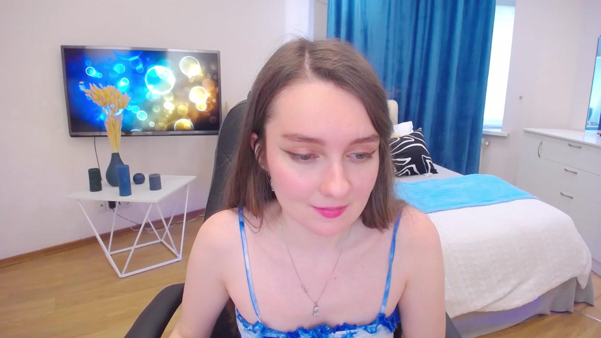 Gallery image thumbnail from Milim_Nava's myfreecams stream on, 07/18/2023, 08:08 image 16 of 20