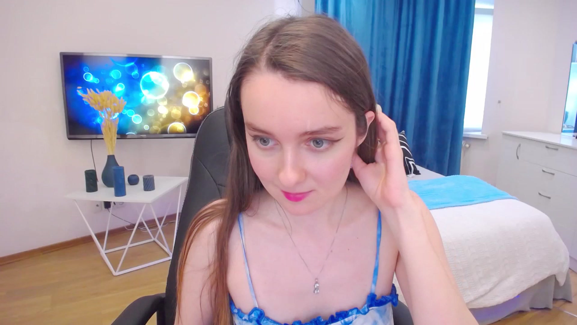 Gallery image thumbnail from Milim_Nava's myfreecams stream on, 07/18/2023, 09:13 image 1 of 20