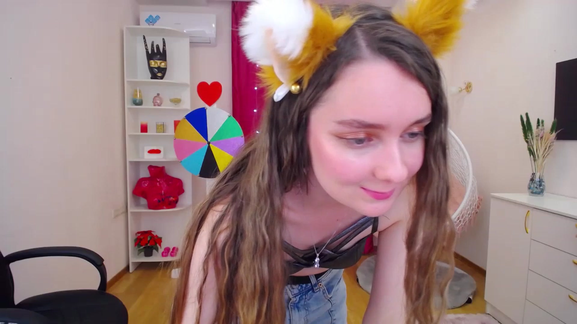 Gallery image thumbnail from Milim_Nava's myfreecams stream on, 07/19/2023, 09:23 image 8 of 20