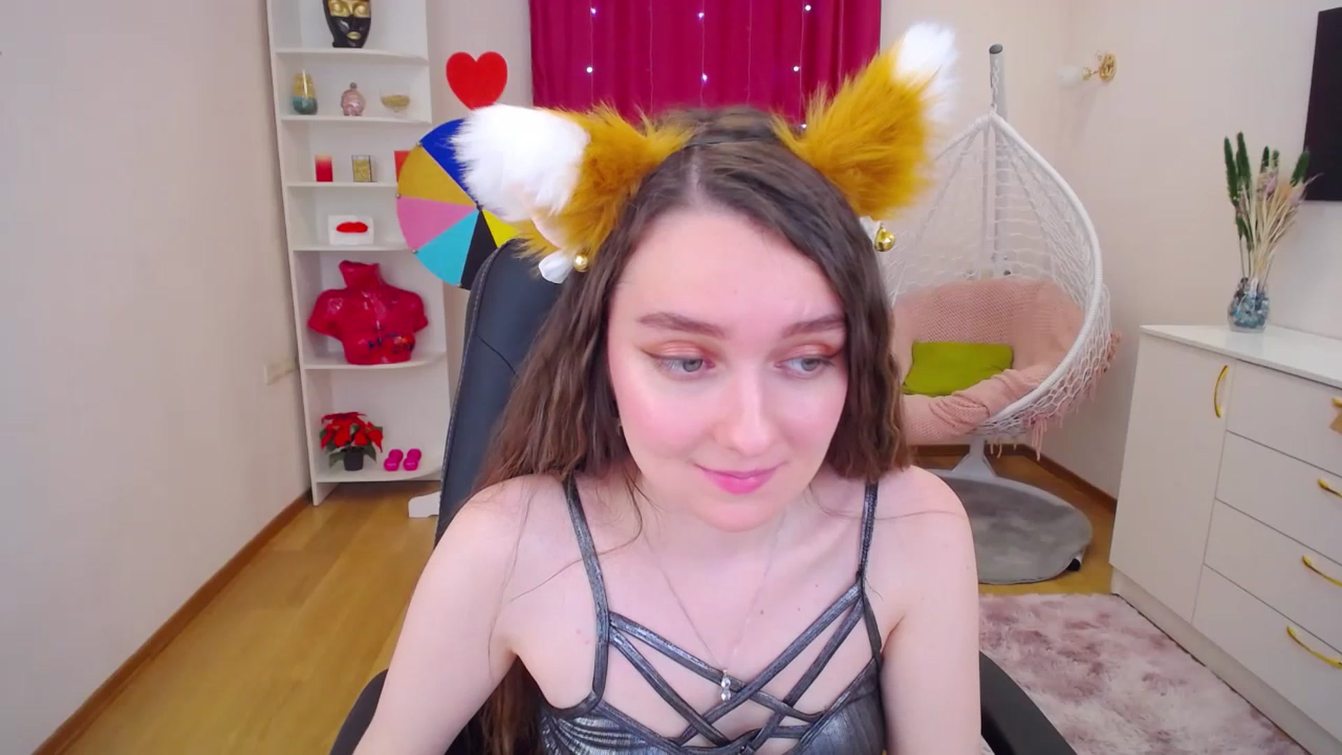Gallery image thumbnail from Milim_Nava's myfreecams stream on, 07/19/2023, 09:52 image 2 of 20