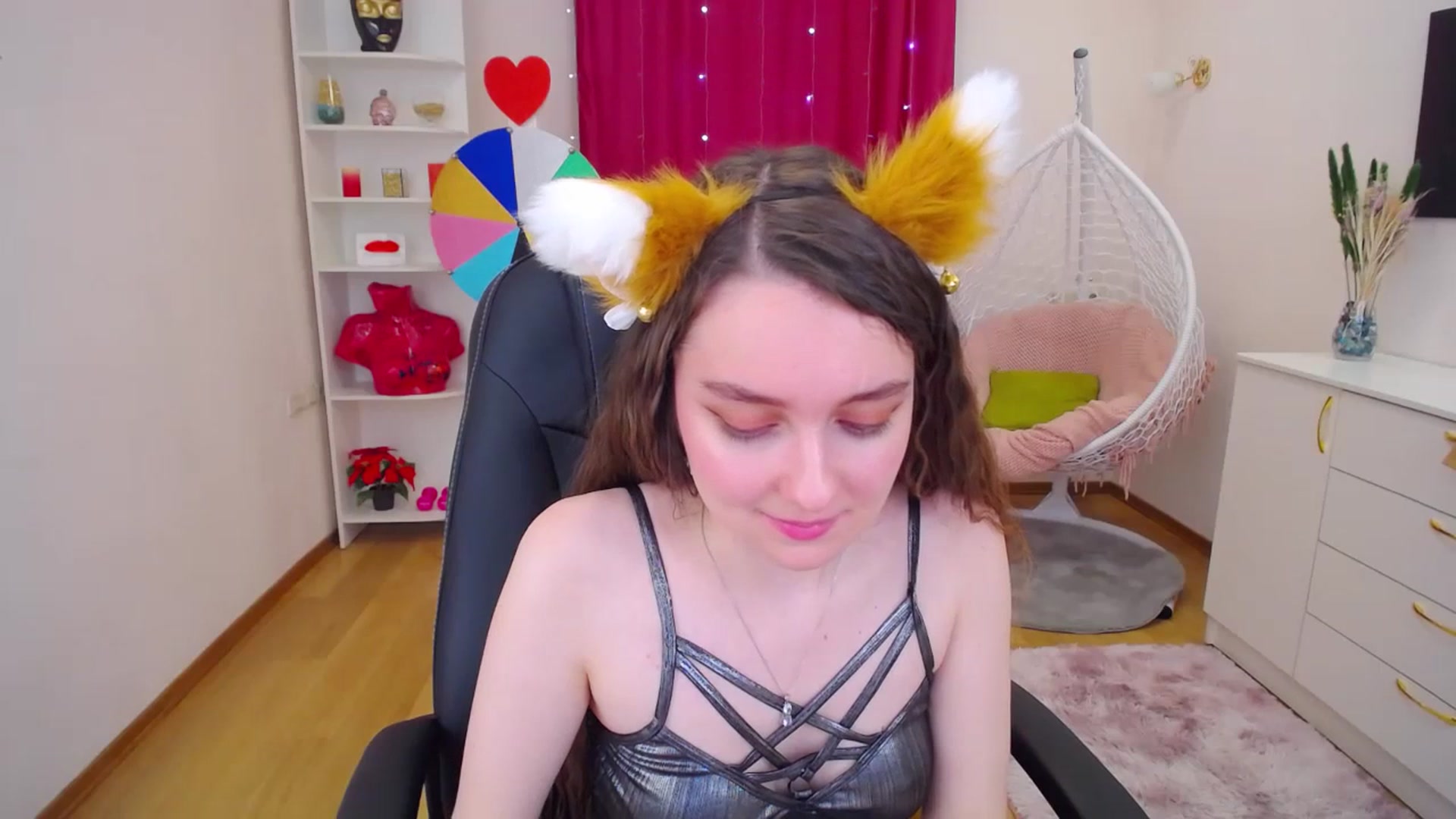 Gallery image thumbnail from Milim_Nava's myfreecams stream on, 07/19/2023, 09:52 image 6 of 20