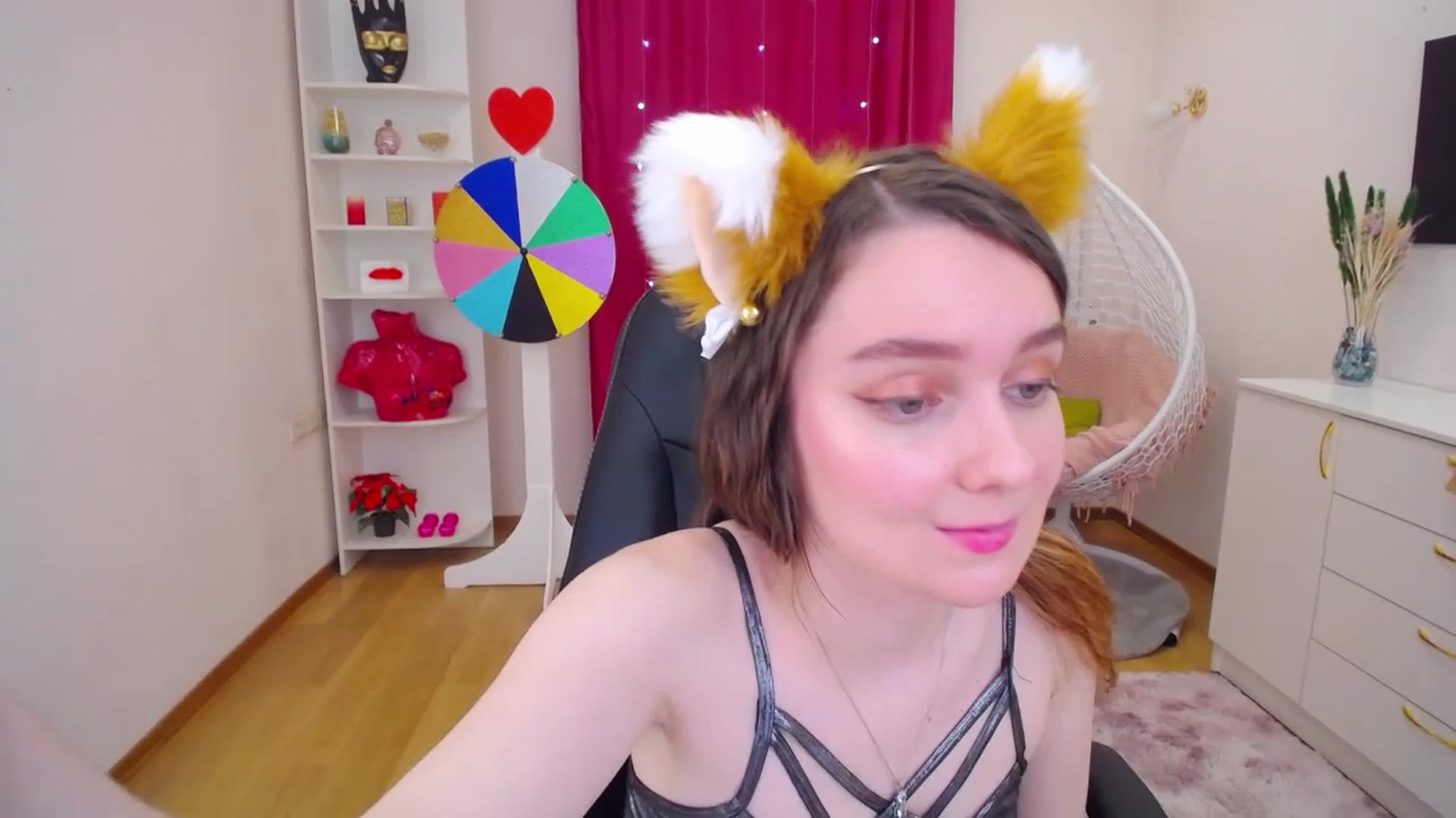 Gallery image thumbnail from Milim_Nava's myfreecams stream on, 07/19/2023, 09:52 image 17 of 20
