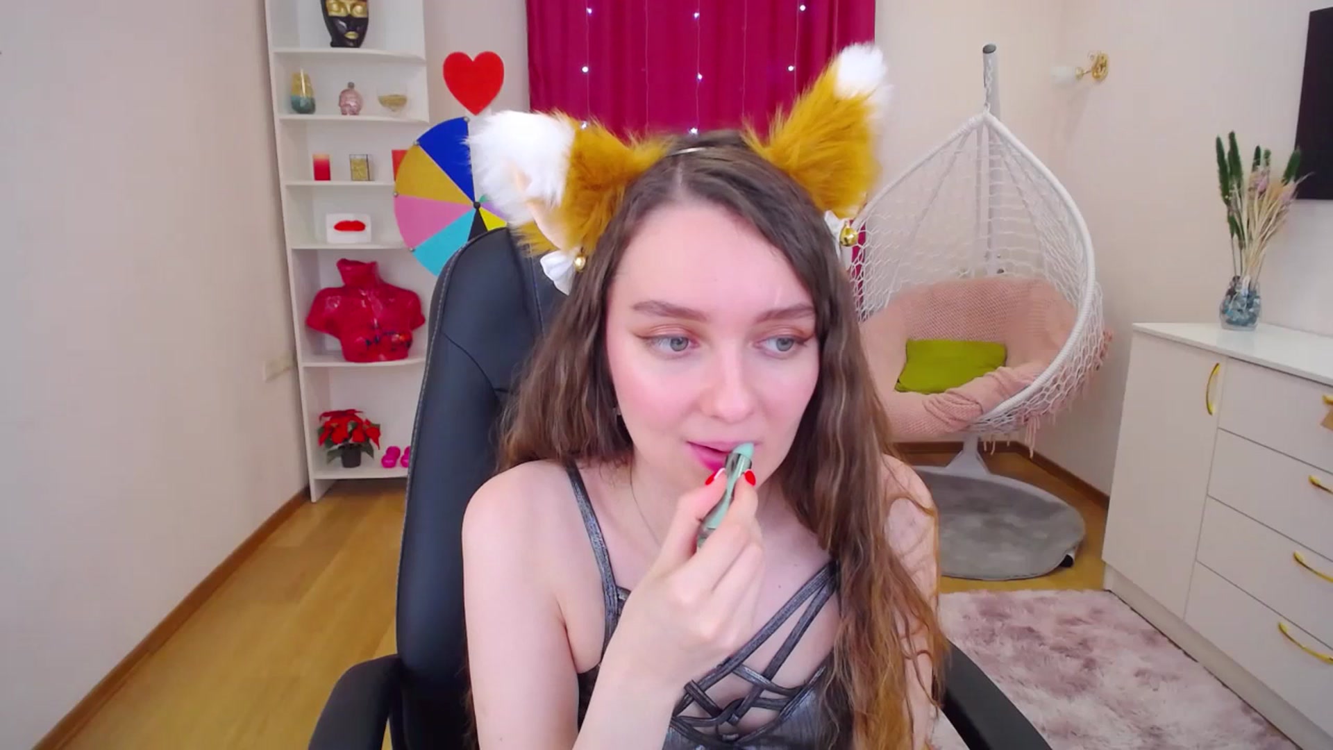 Gallery image thumbnail from Milim_Nava's myfreecams stream on, 07/19/2023, 09:52 image 8 of 20
