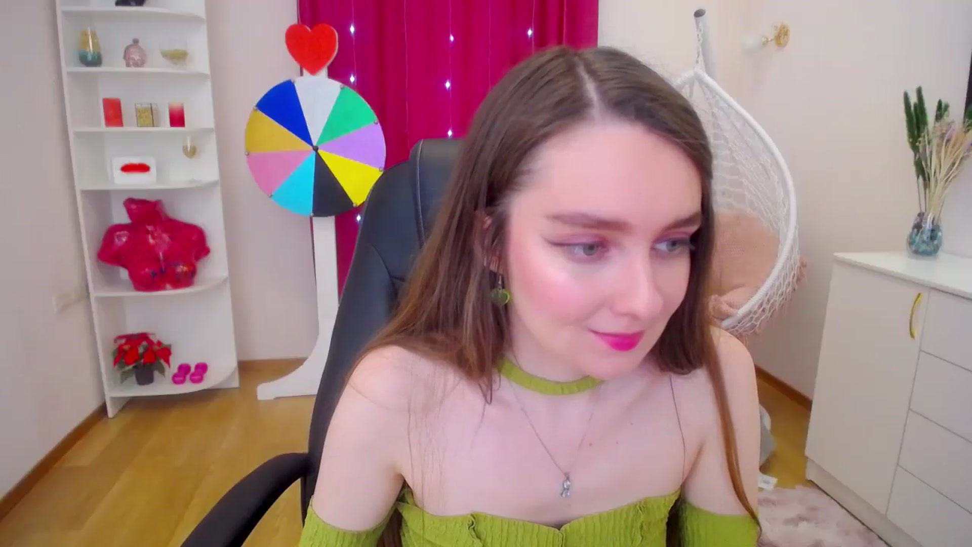 Gallery image thumbnail from Milim_Nava's myfreecams stream on, 07/24/2023, 11:00 image 3 of 20