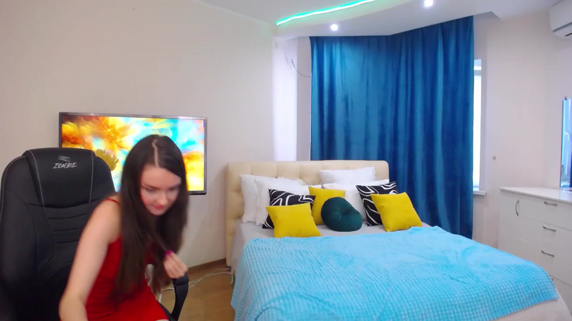 Gallery image thumbnail from Milim_Nava's myfreecams stream on, 09/19/2023, 09:36 image 4 of 20