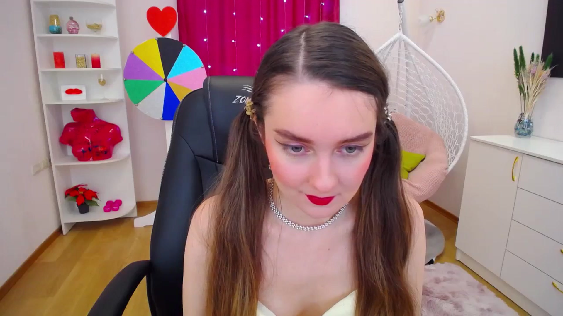 Gallery image thumbnail from Milim_Nava's myfreecams stream on, 09/23/2023, 11:27 image 6 of 20