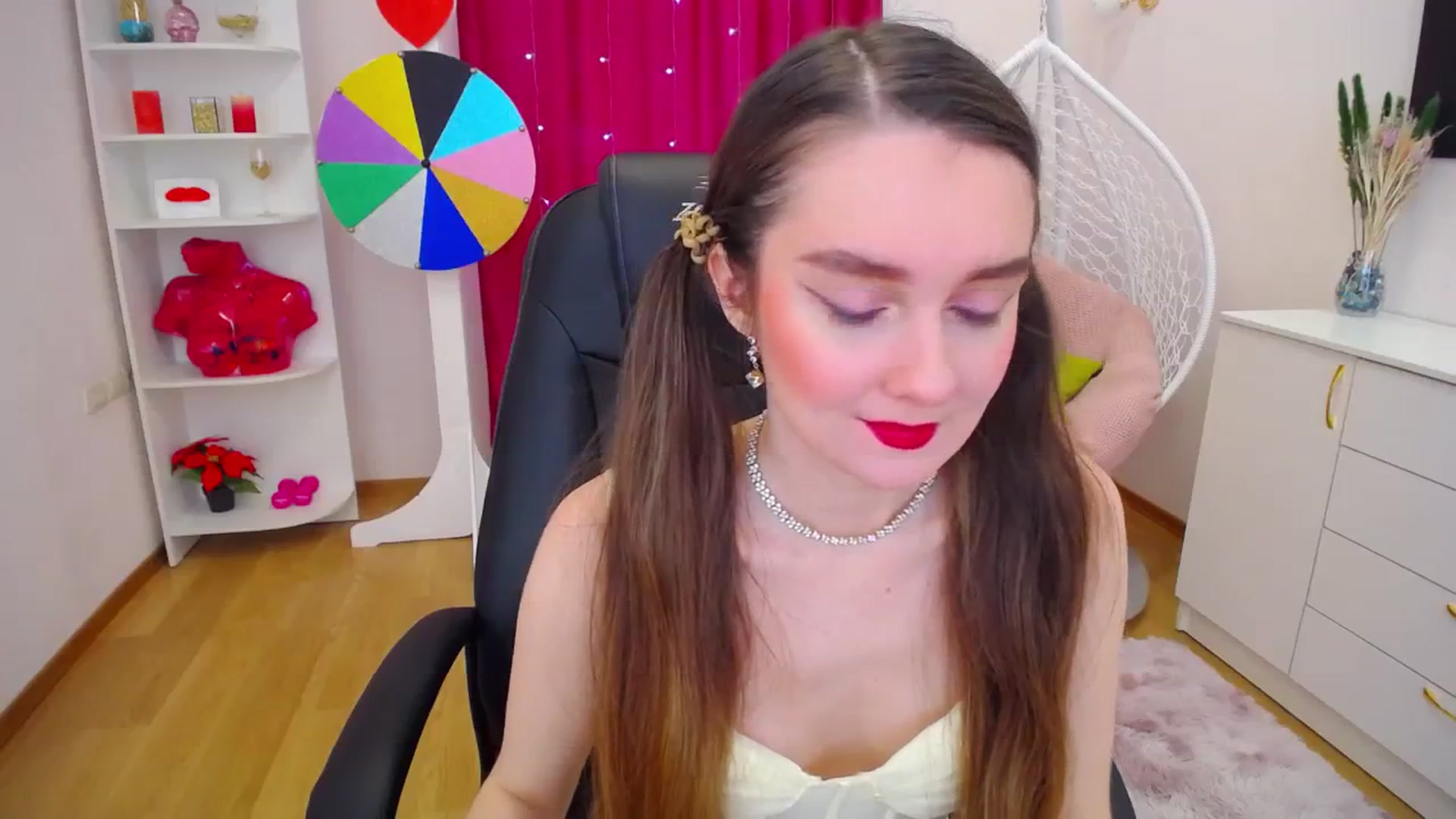 Gallery image thumbnail from Milim_Nava's myfreecams stream on, 09/23/2023, 11:27 image 3 of 20