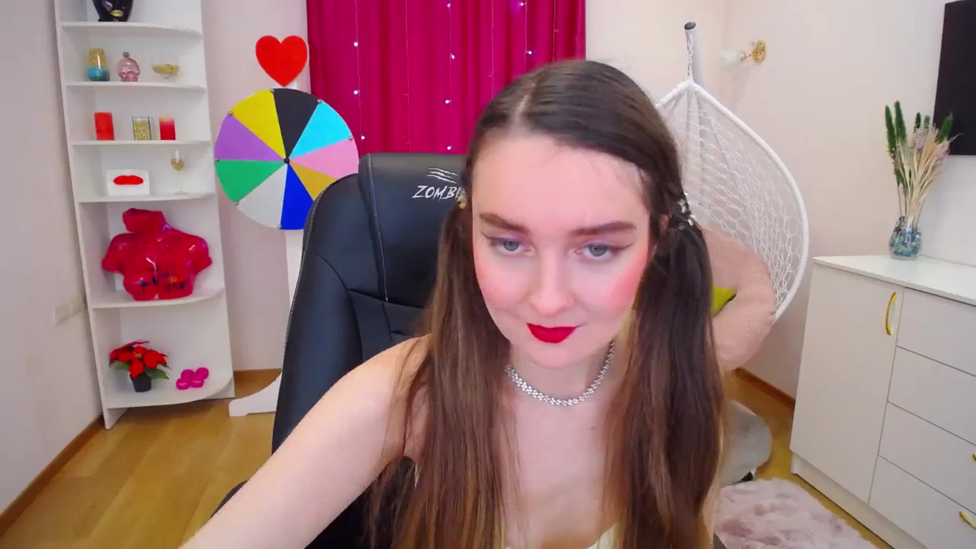 Gallery image thumbnail from Milim_Nava's myfreecams stream on, 09/23/2023, 11:27 image 10 of 20