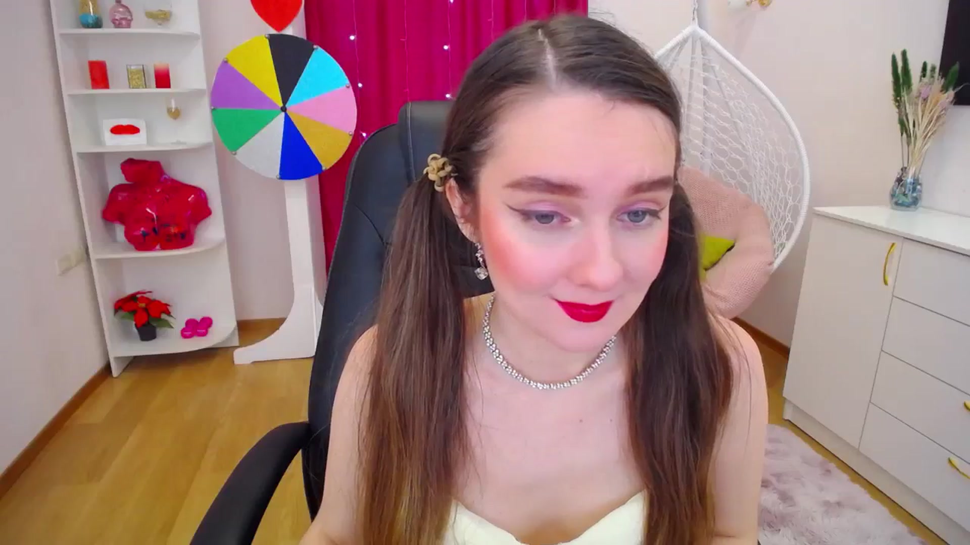 Gallery image thumbnail from Milim_Nava's myfreecams stream on, 09/23/2023, 11:27 image 2 of 20