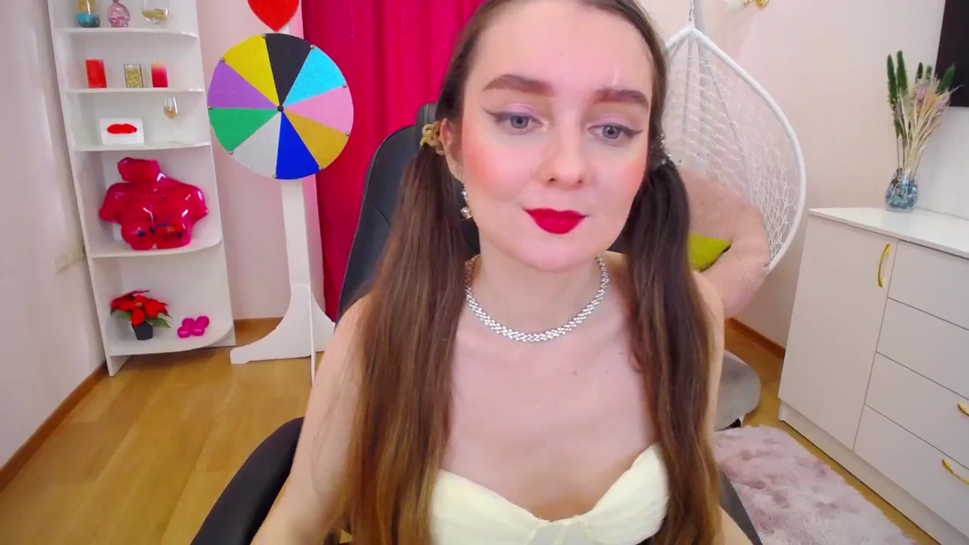 Gallery image thumbnail from Milim_Nava's myfreecams stream on, 09/23/2023, 12:18 image 5 of 20