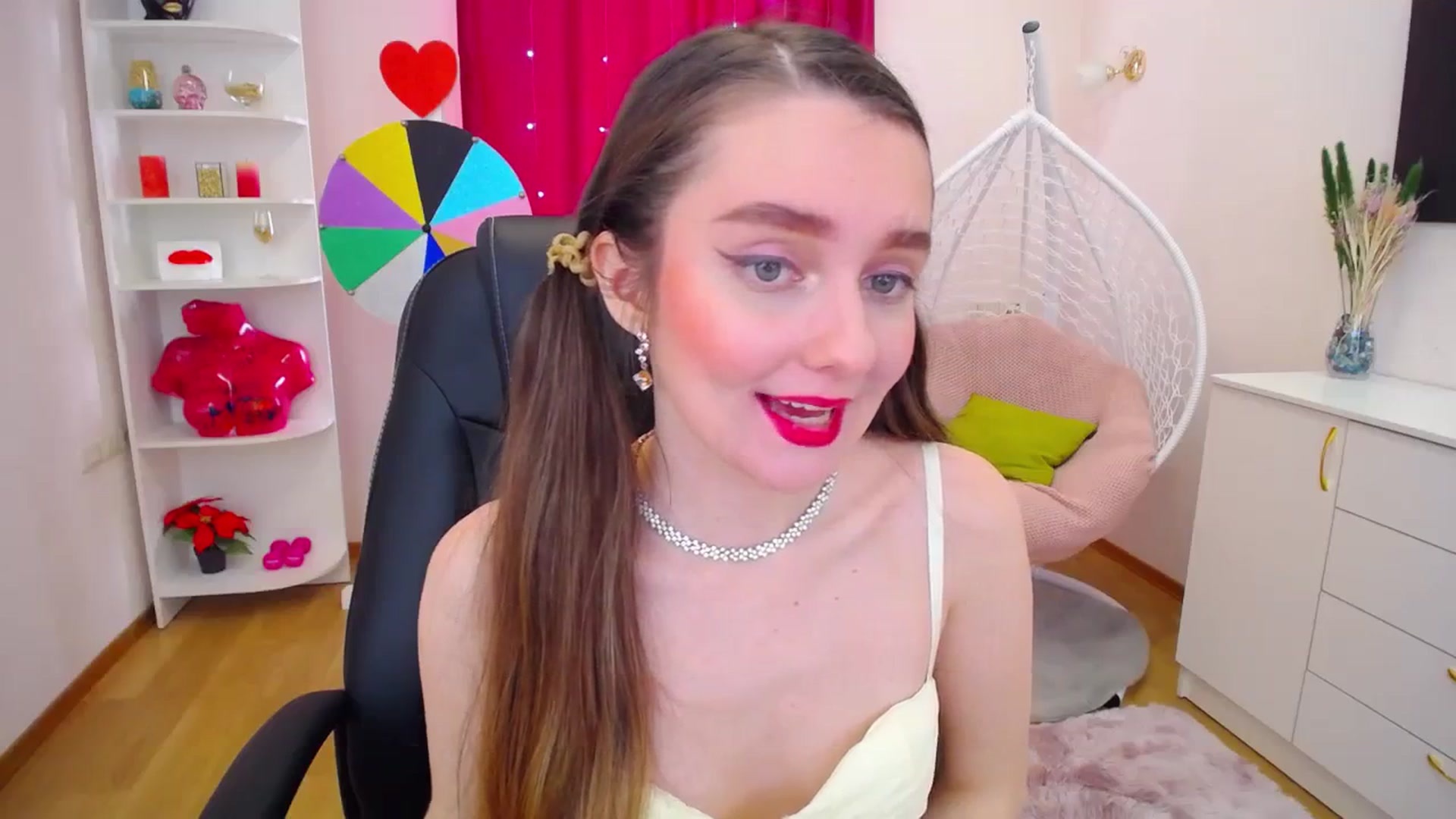 Gallery image thumbnail from Milim_Nava's myfreecams stream on, 09/23/2023, 12:18 image 10 of 20