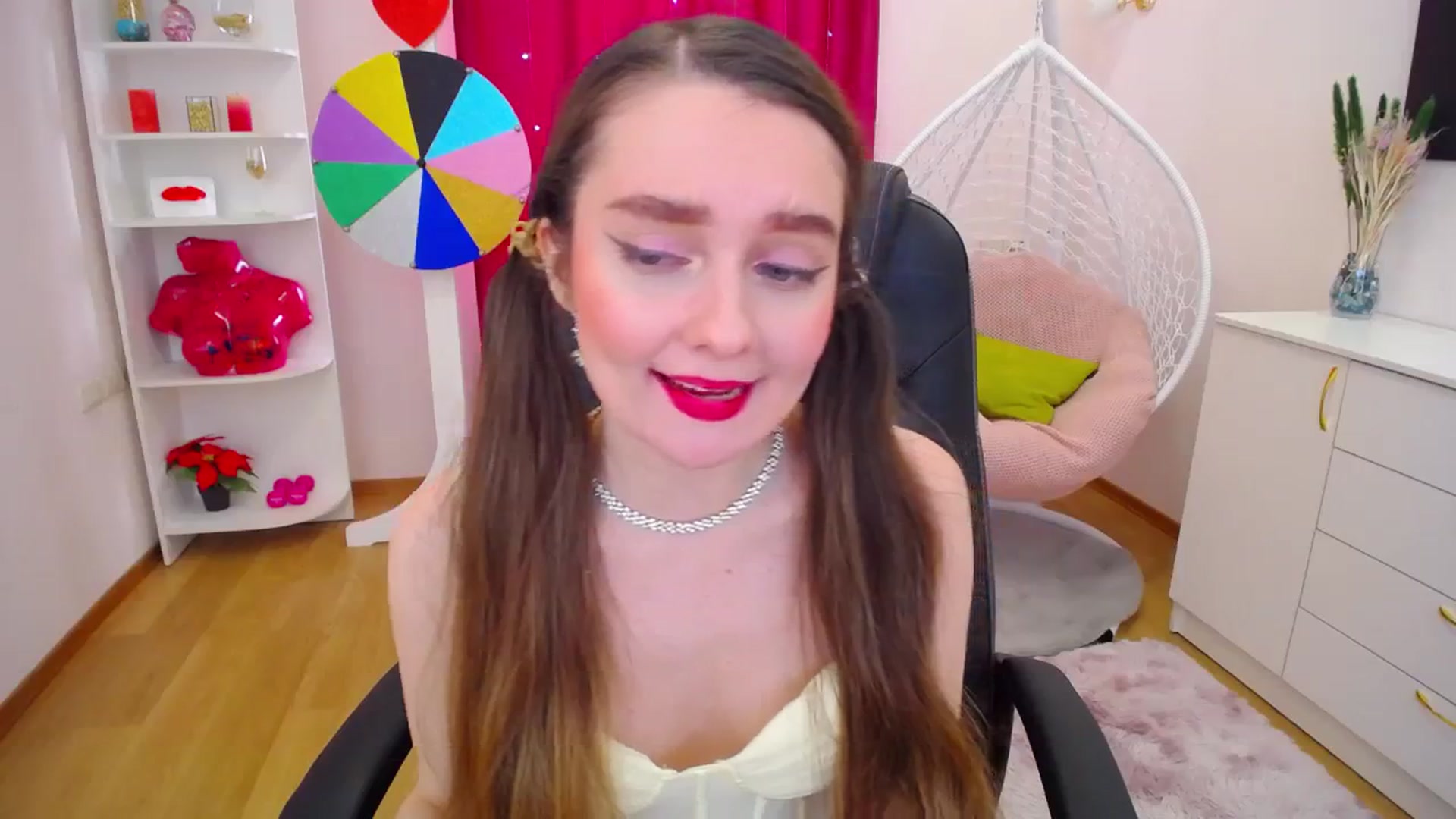 Gallery image thumbnail from Milim_Nava's myfreecams stream on, 09/23/2023, 12:18 image 8 of 20