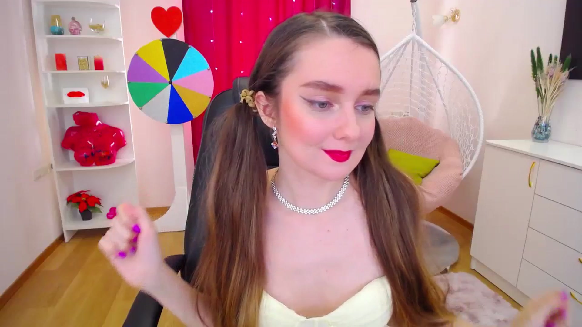 Gallery image thumbnail from Milim_Nava's myfreecams stream on, 09/23/2023, 13:31 image 5 of 20