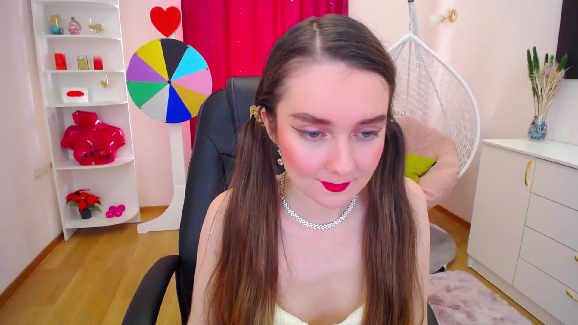 Gallery image thumbnail from Milim_Nava's myfreecams stream on, 09/23/2023, 13:31 image 4 of 20