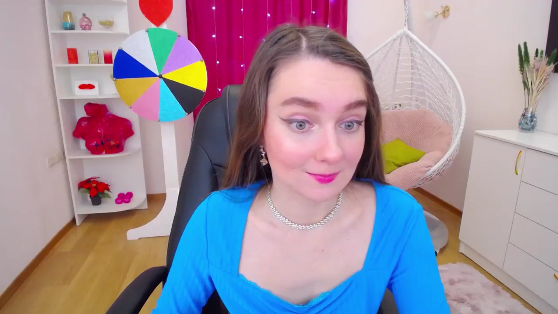 Gallery image thumbnail from Milim_Nava's myfreecams stream on, 09/24/2023, 11:46 image 4 of 20
