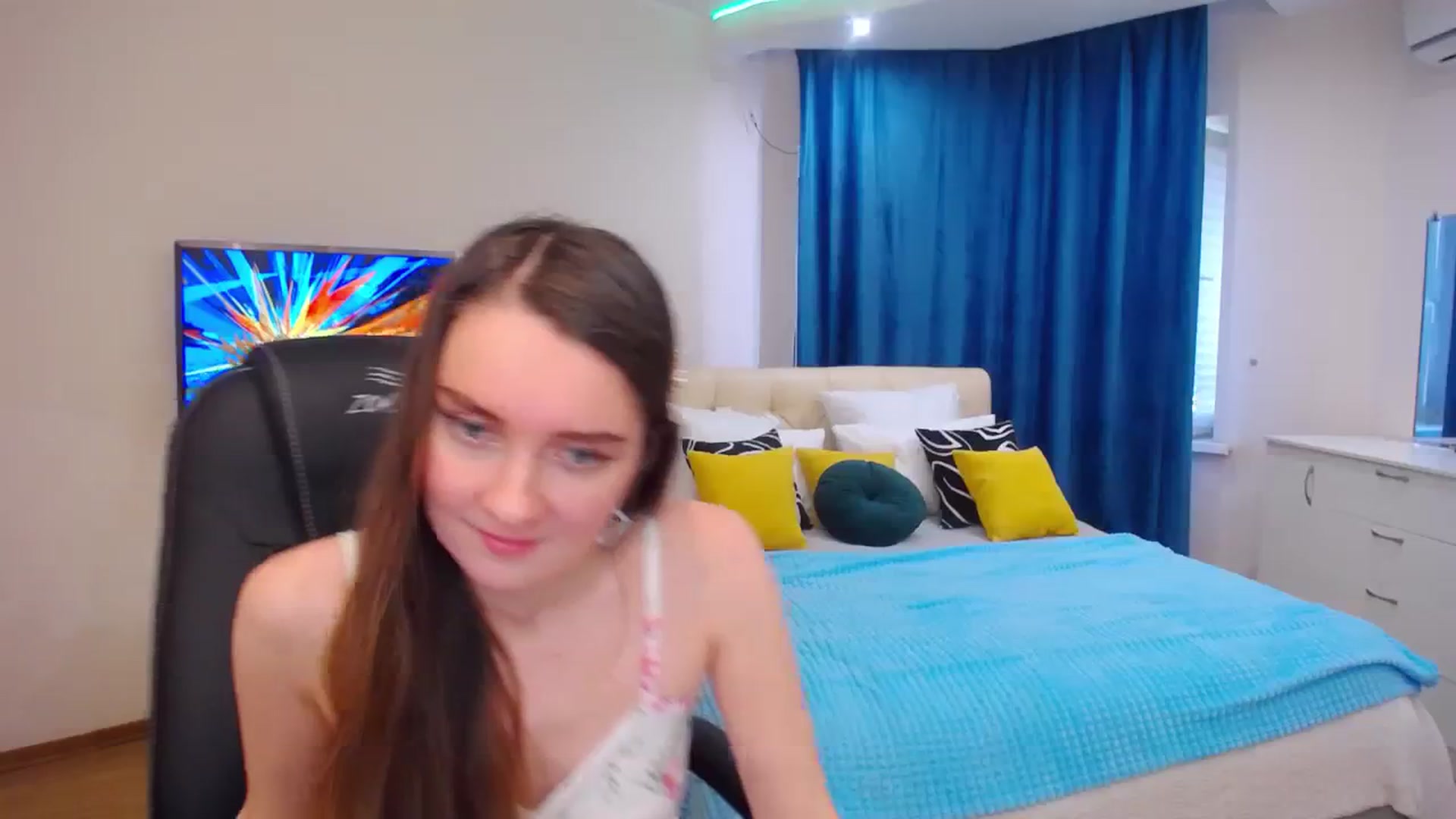 Gallery image thumbnail from Milim_Nava's myfreecams stream on, 09/26/2023, 06:53 image 10 of 20