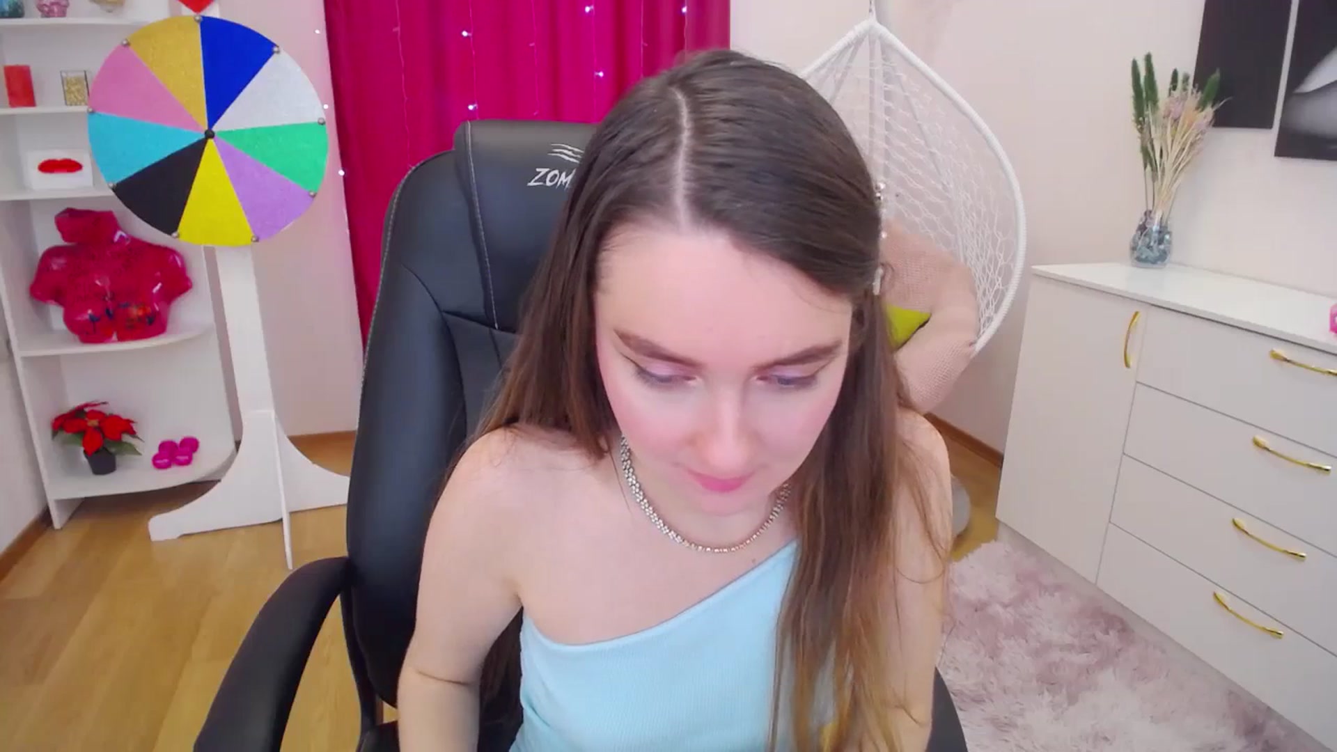 Gallery image thumbnail from Milim_Nava's myfreecams stream on, 09/30/2023, 12:33 image 8 of 20