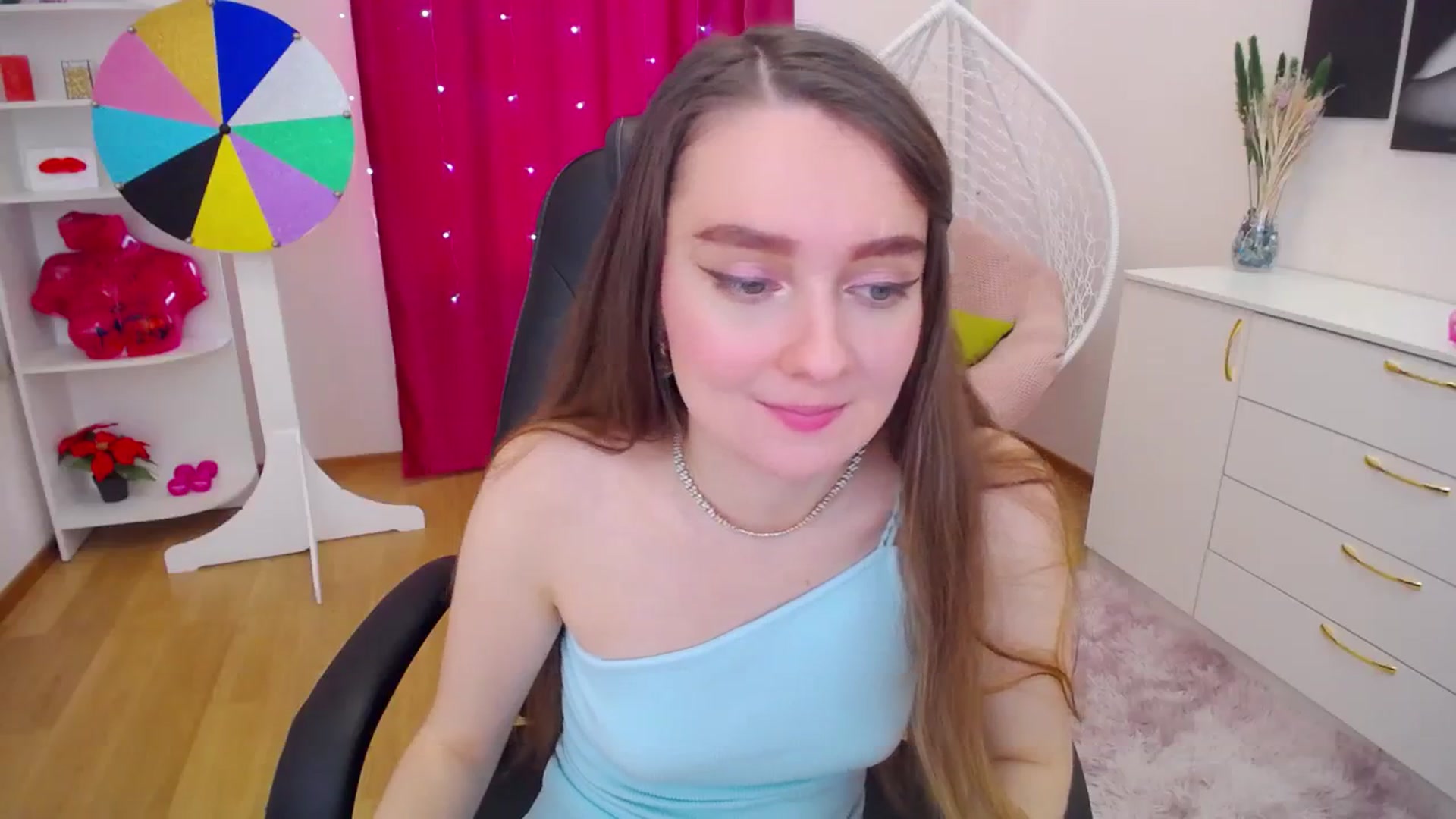 Gallery image thumbnail from Milim_Nava's myfreecams stream on, 09/30/2023, 12:33 image 11 of 20