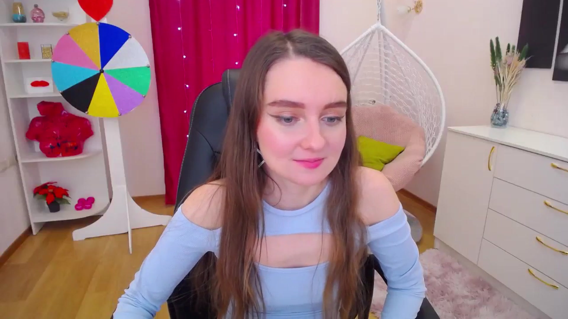 Gallery image thumbnail from Milim_Nava's myfreecams stream on, 10/03/2023, 09:49 image 16 of 20