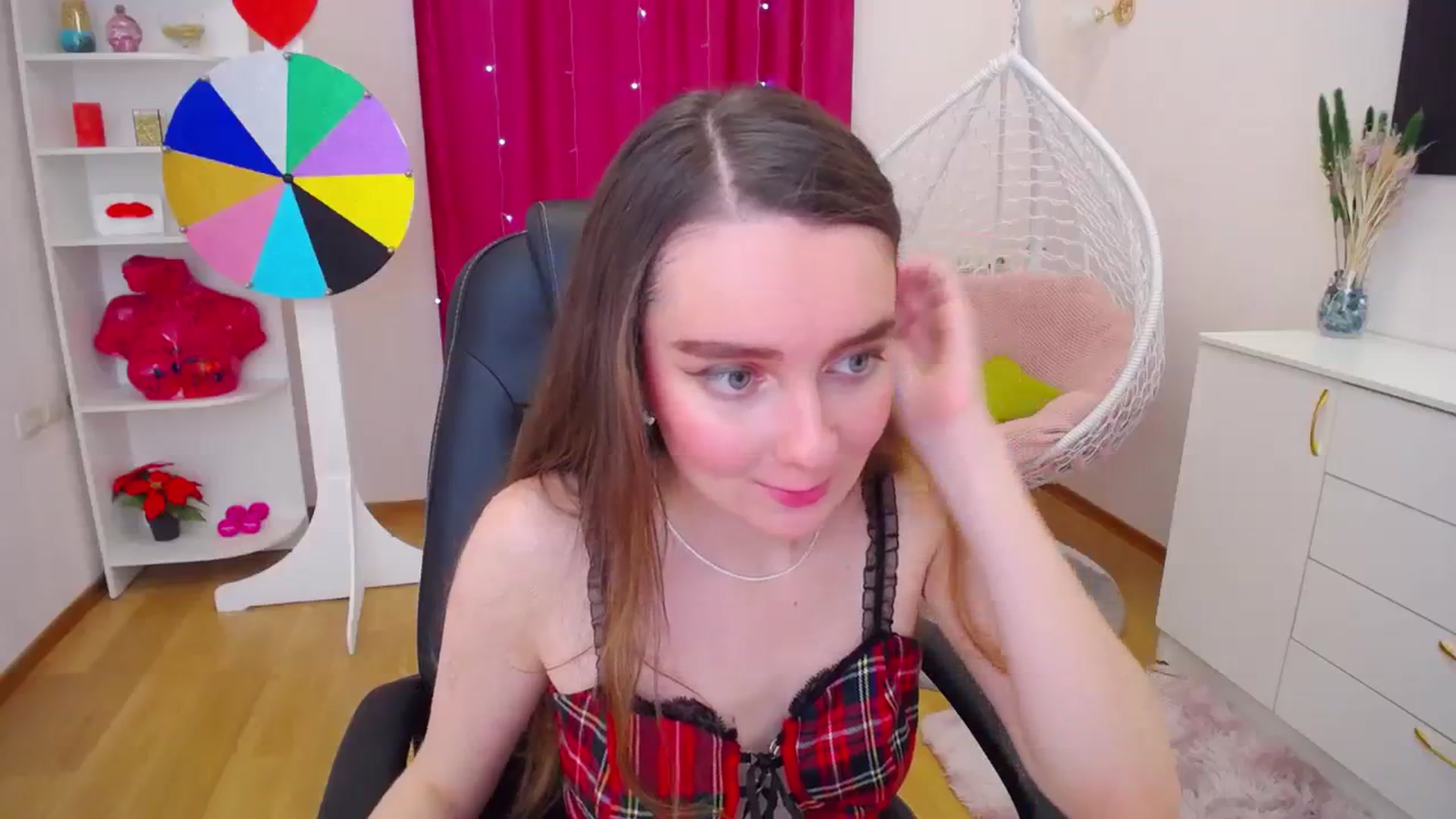 Gallery image thumbnail from Milim_Nava's myfreecams stream on, 10/06/2023, 13:56 image 5 of 20