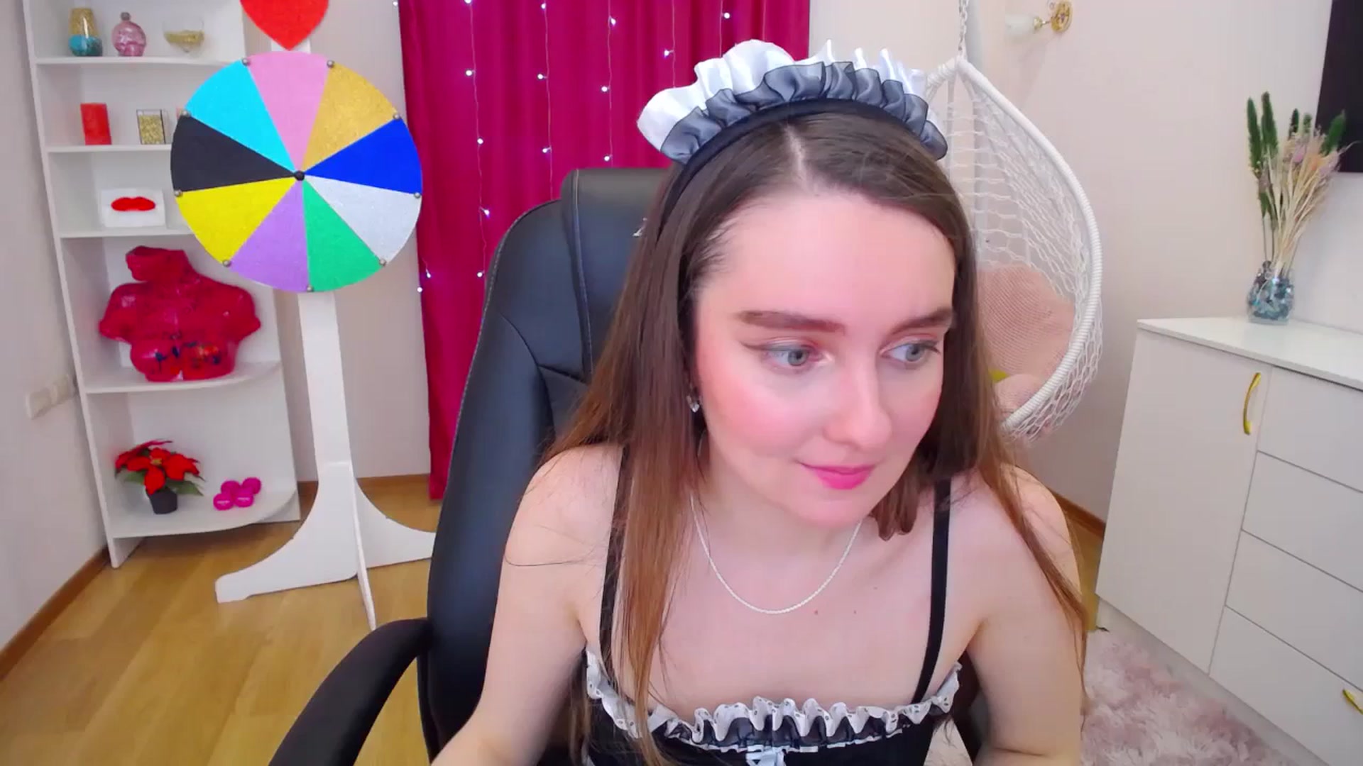 Gallery image thumbnail from Milim_Nava's myfreecams stream on, 10/06/2023, 16:48 image 3 of 20