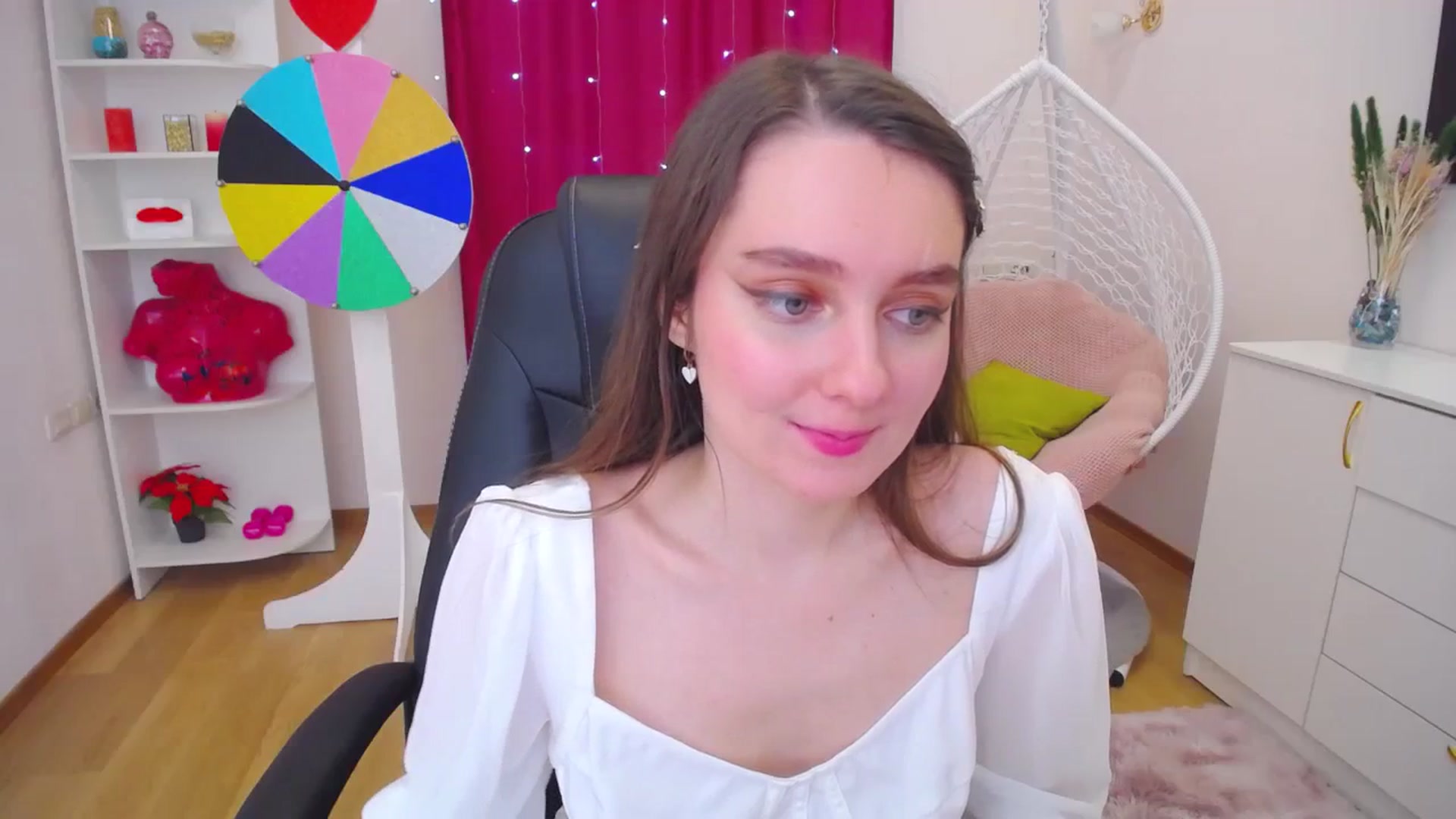 Gallery image thumbnail from Milim_Nava's myfreecams stream on, 10/08/2023, 09:10 image 13 of 20