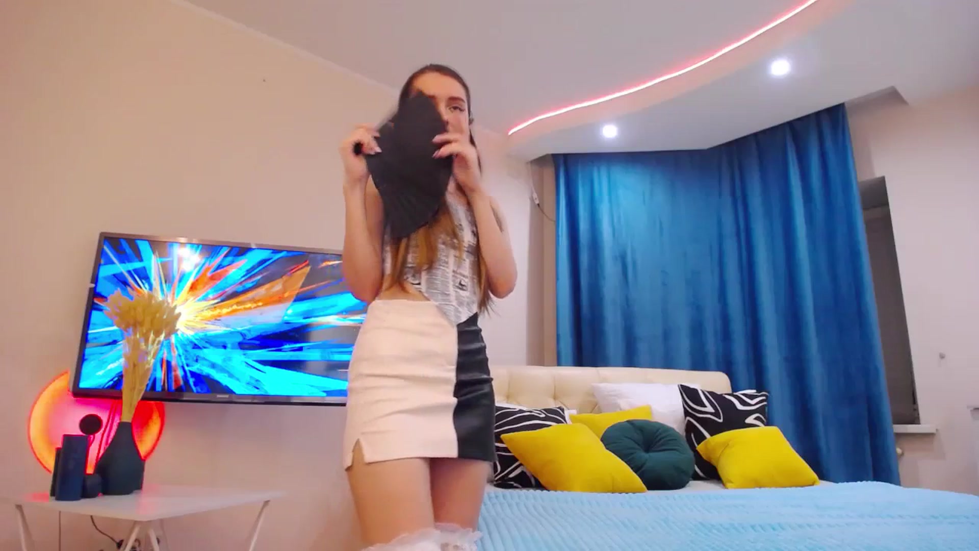 Gallery image thumbnail from Milim_Nava's myfreecams stream on, 10/12/2023, 16:47 image 10 of 20