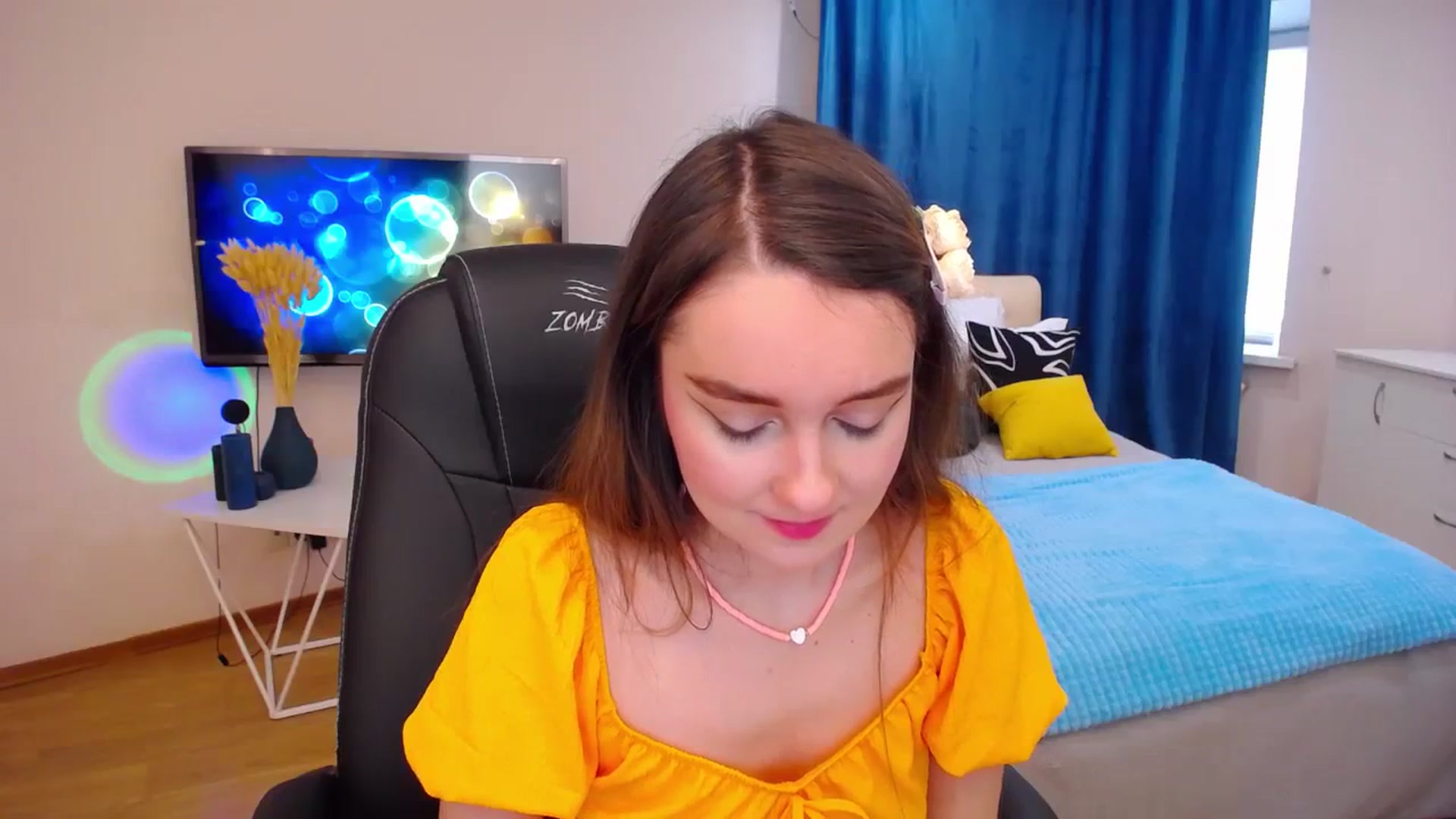 Gallery image thumbnail from Milim_Nava's myfreecams stream on, 10/15/2023, 11:01 image 8 of 20
