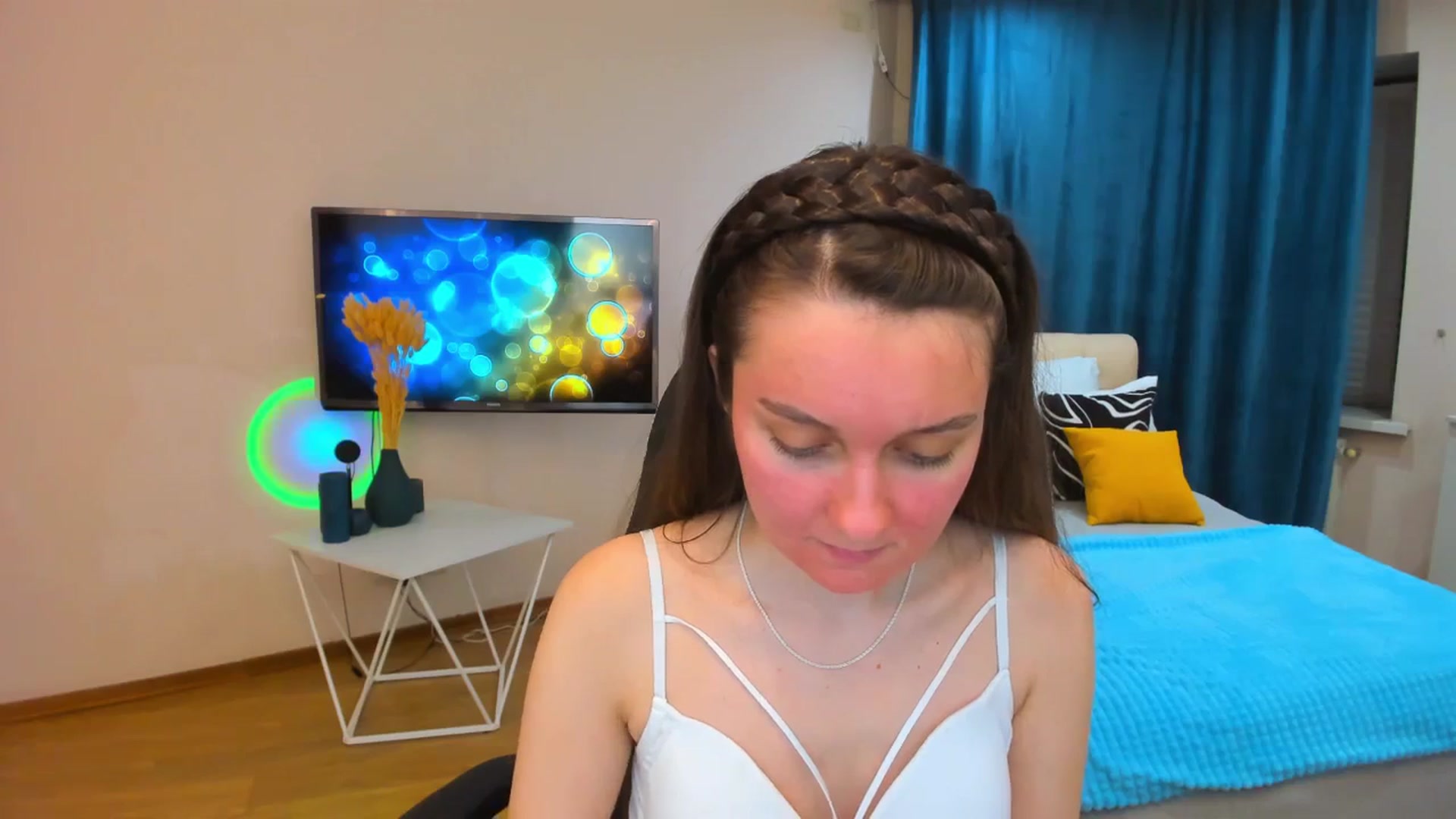 Gallery image thumbnail from Milim_Nava's myfreecams stream on, 10/19/2023, 18:14 image 4 of 20