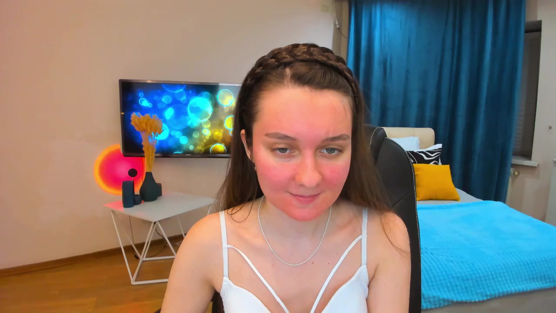 Gallery image thumbnail from Milim_Nava's myfreecams stream on, 10/19/2023, 18:14 image 13 of 20