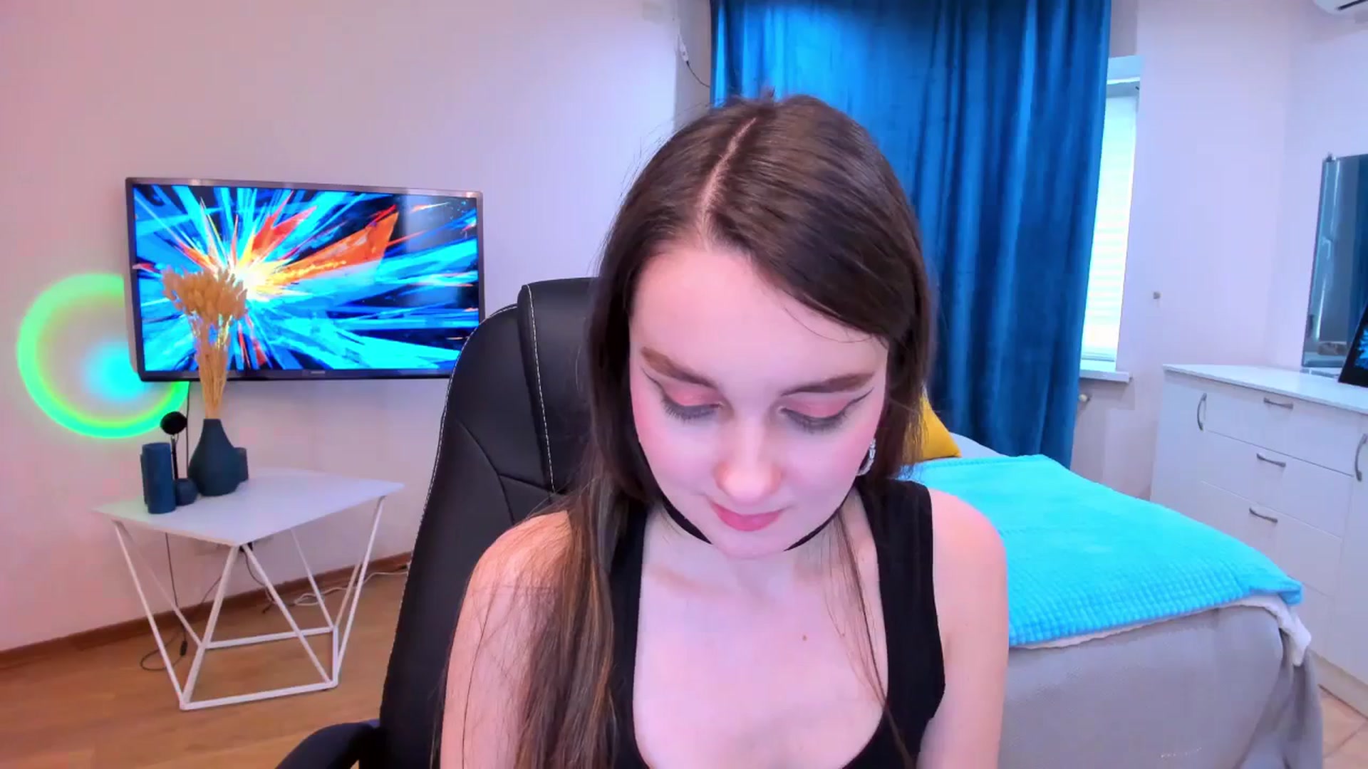 Gallery image thumbnail from Milim_Nava's myfreecams stream on, 10/22/2023, 13:23 image 14 of 20