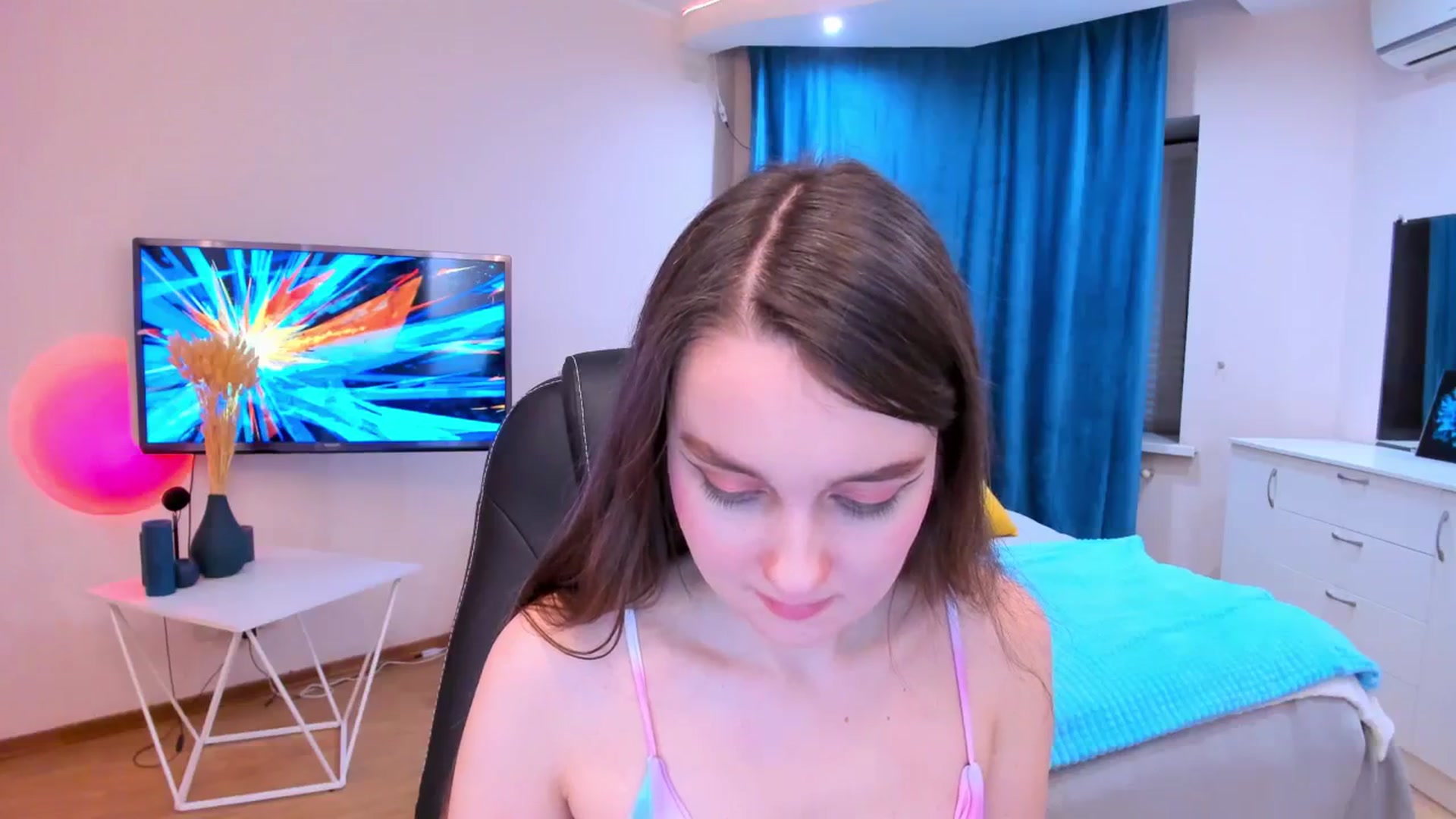 Gallery image thumbnail from Milim_Nava's myfreecams stream on, 10/22/2023, 15:04 image 7 of 20
