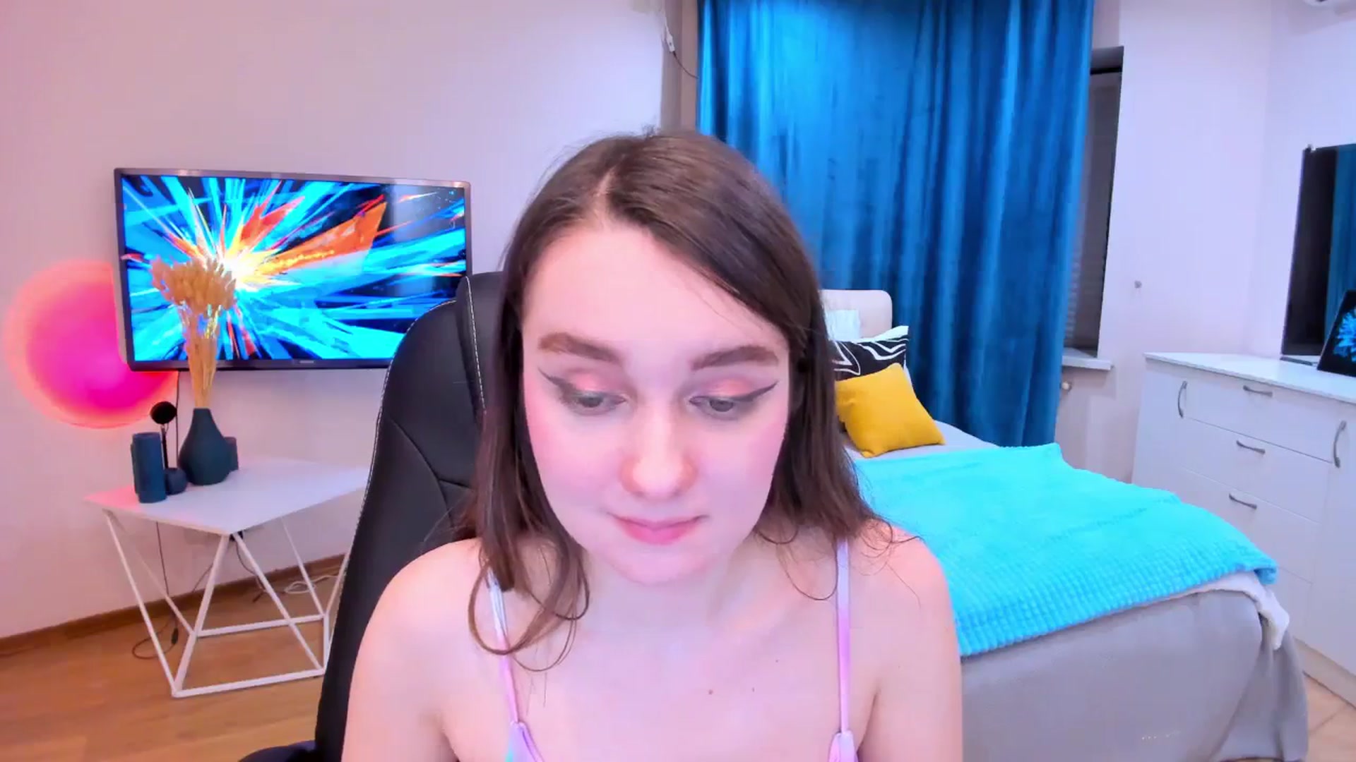 Gallery image thumbnail from Milim_Nava's myfreecams stream on, 10/22/2023, 16:03 image 3 of 20