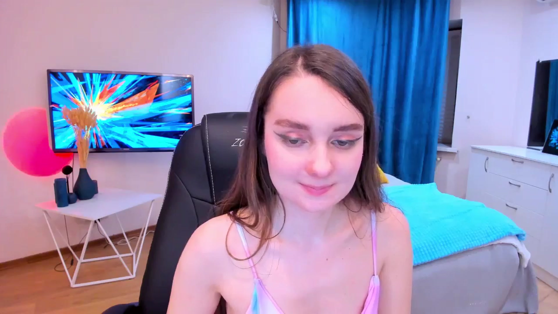 Gallery image thumbnail from Milim_Nava's myfreecams stream on, 10/22/2023, 16:03 image 5 of 20