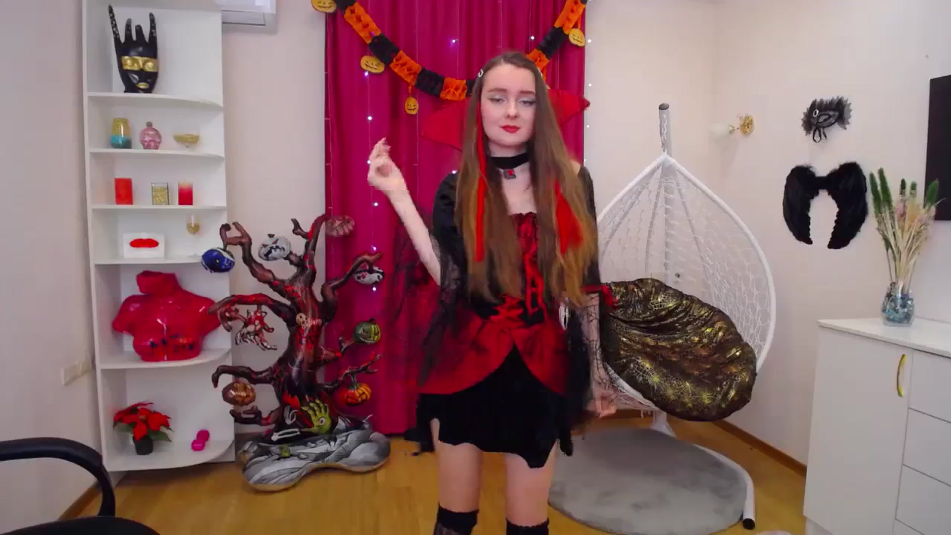 Gallery image thumbnail from Milim_Nava's myfreecams stream on, 10/30/2023, 12:12 image 4 of 20