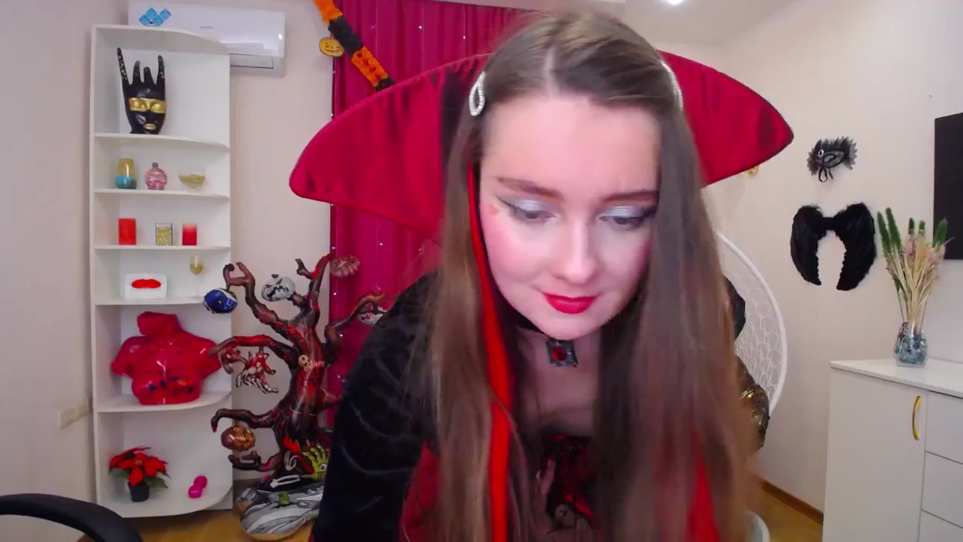 Gallery image thumbnail from Milim_Nava's myfreecams stream on, 10/30/2023, 12:12 image 8 of 20