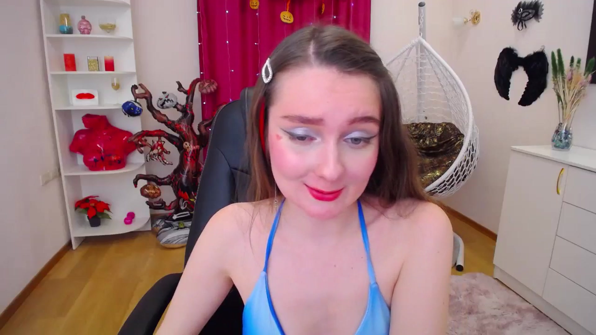 Gallery image thumbnail from Milim_Nava's myfreecams stream on, 10/30/2023, 14:17 image 16 of 20