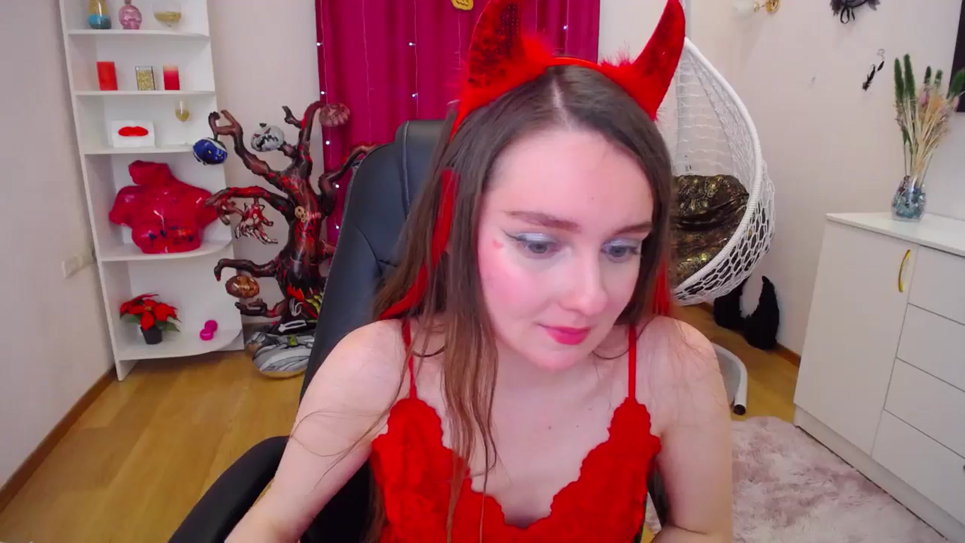 Gallery image thumbnail from Milim_Nava's myfreecams stream on, 10/30/2023, 16:29 image 12 of 20