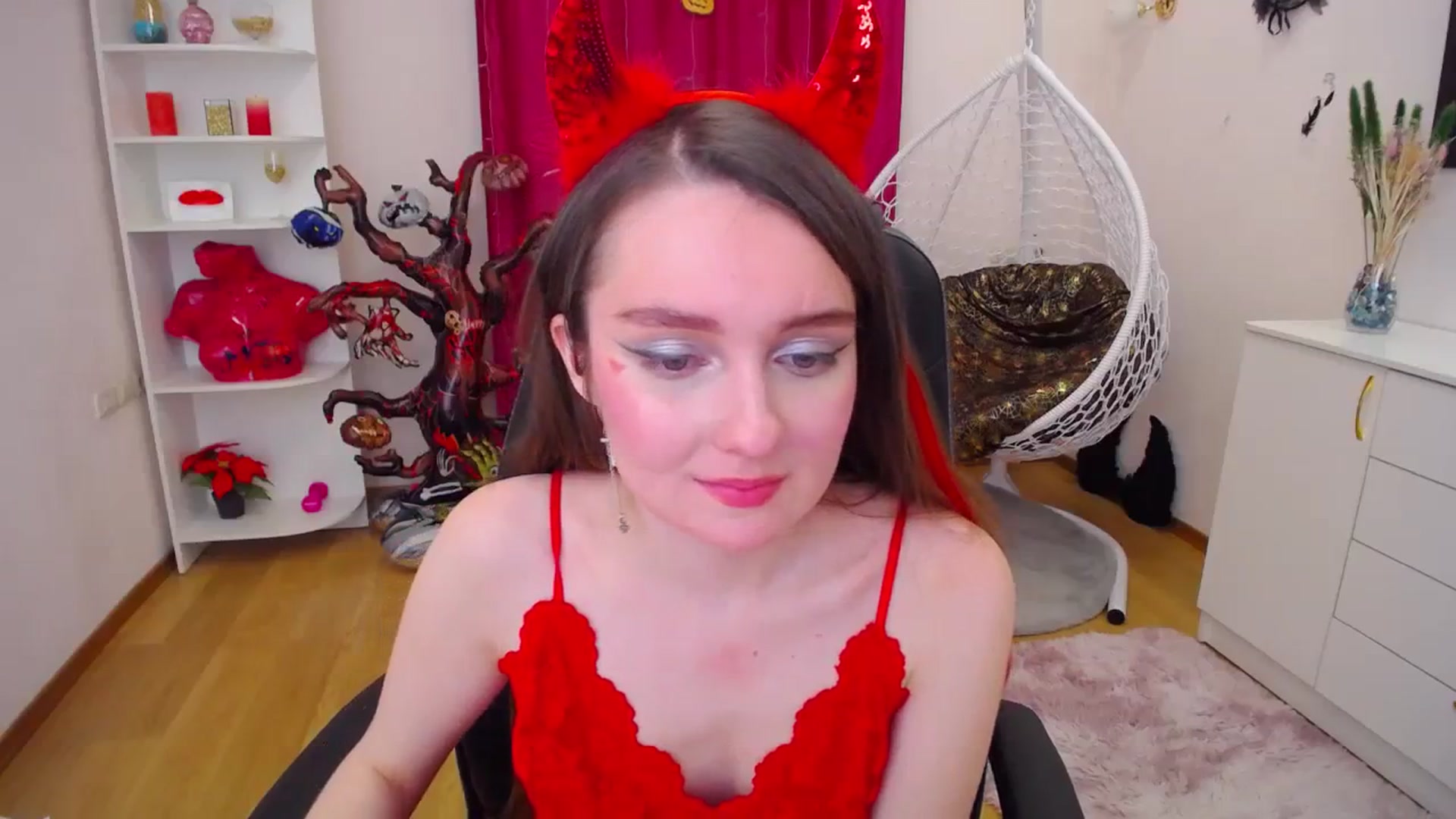 Gallery image thumbnail from Milim_Nava's myfreecams stream on, 10/30/2023, 16:29 image 16 of 20