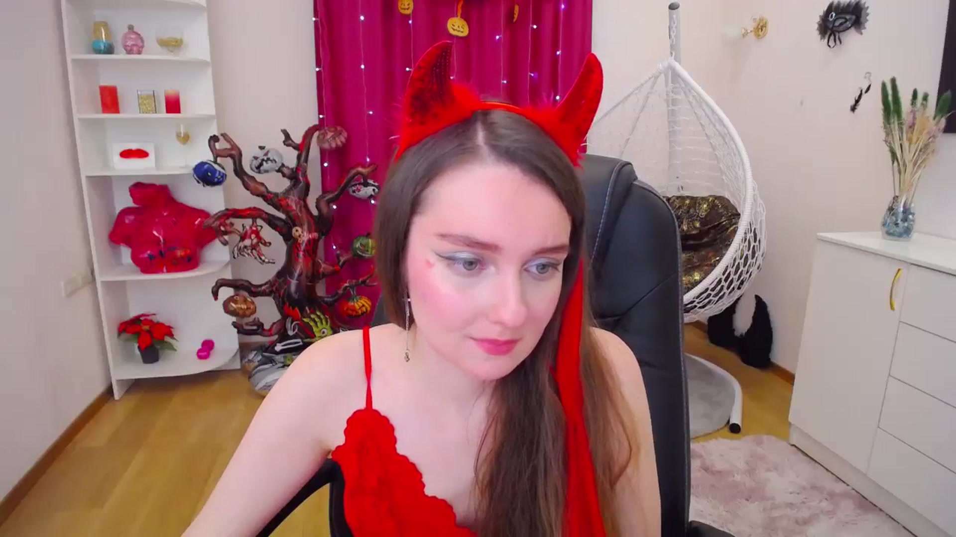 Gallery image thumbnail from Milim_Nava's myfreecams stream on, 10/30/2023, 16:59 image 2 of 20