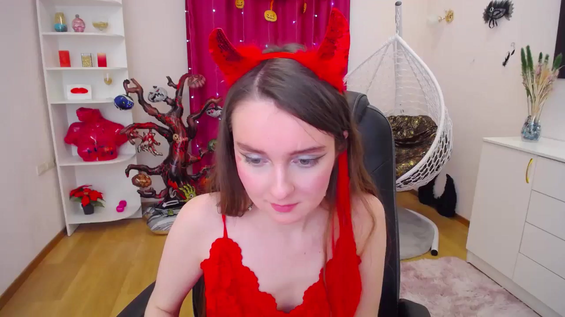 Gallery image thumbnail from Milim_Nava's myfreecams stream on, 10/30/2023, 16:59 image 10 of 20