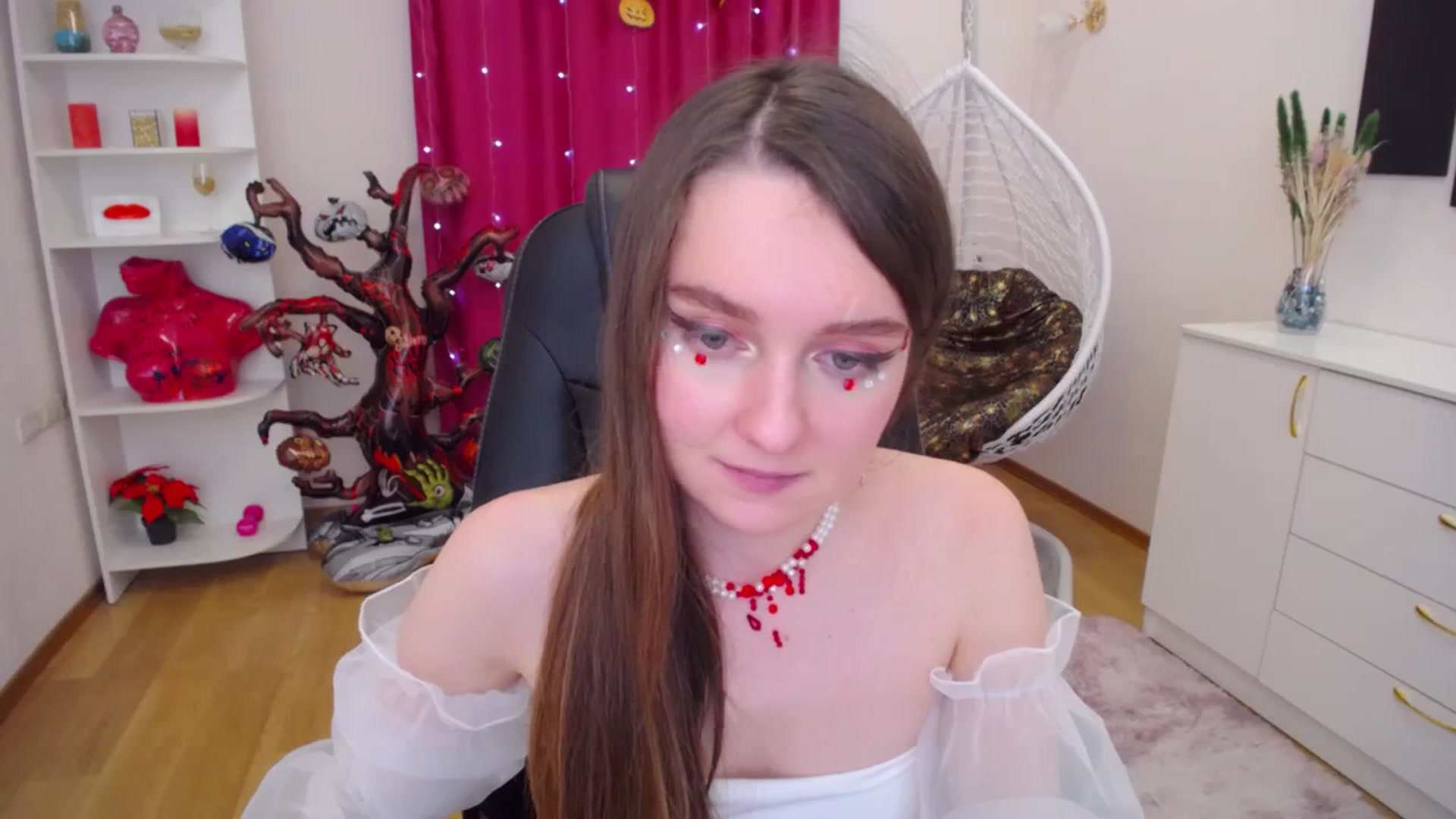Gallery image thumbnail from Milim_Nava's myfreecams stream on, 10/31/2023, 07:50 image 13 of 20