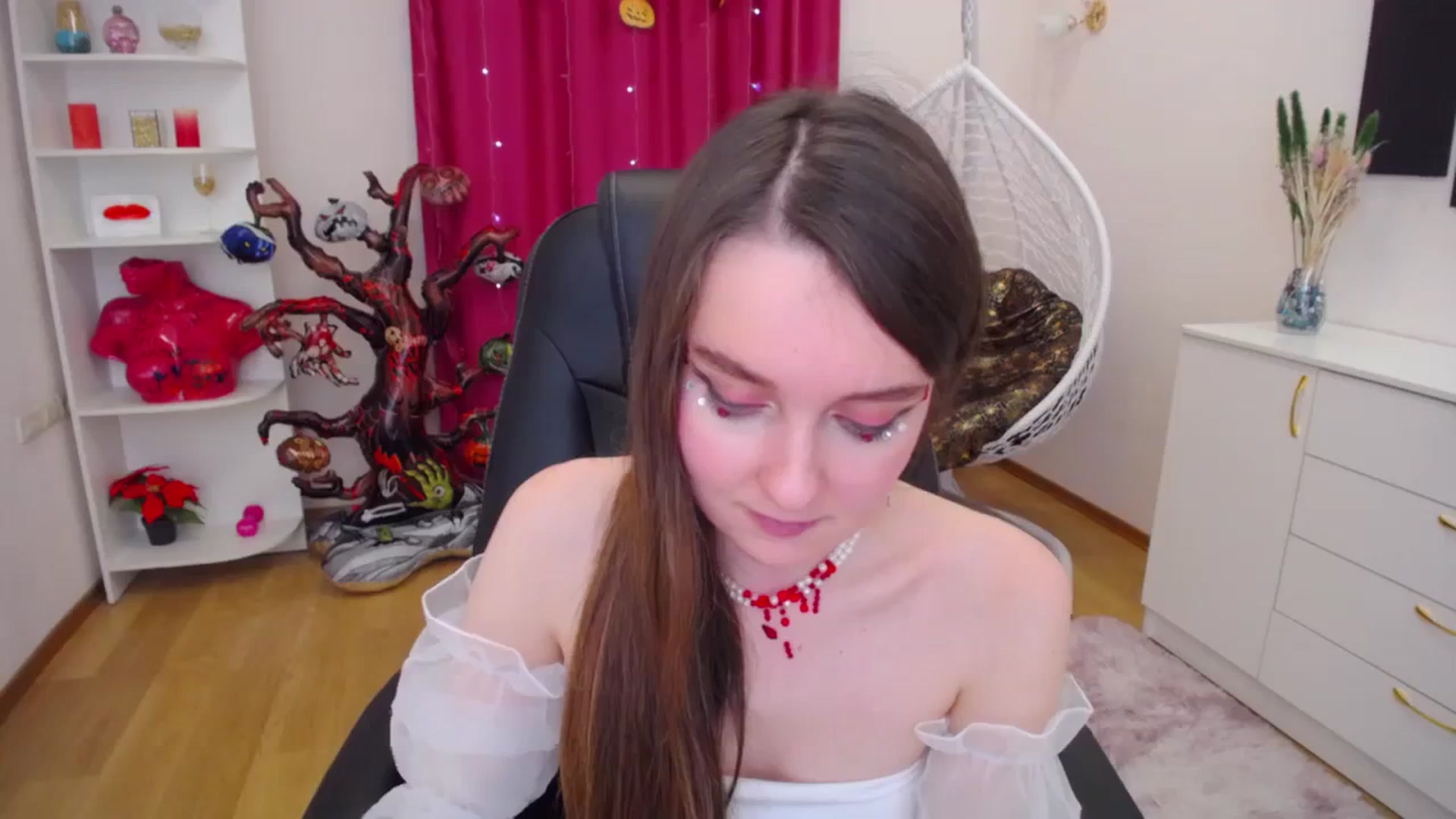 Gallery image thumbnail from Milim_Nava's myfreecams stream on, 10/31/2023, 07:50 image 18 of 20