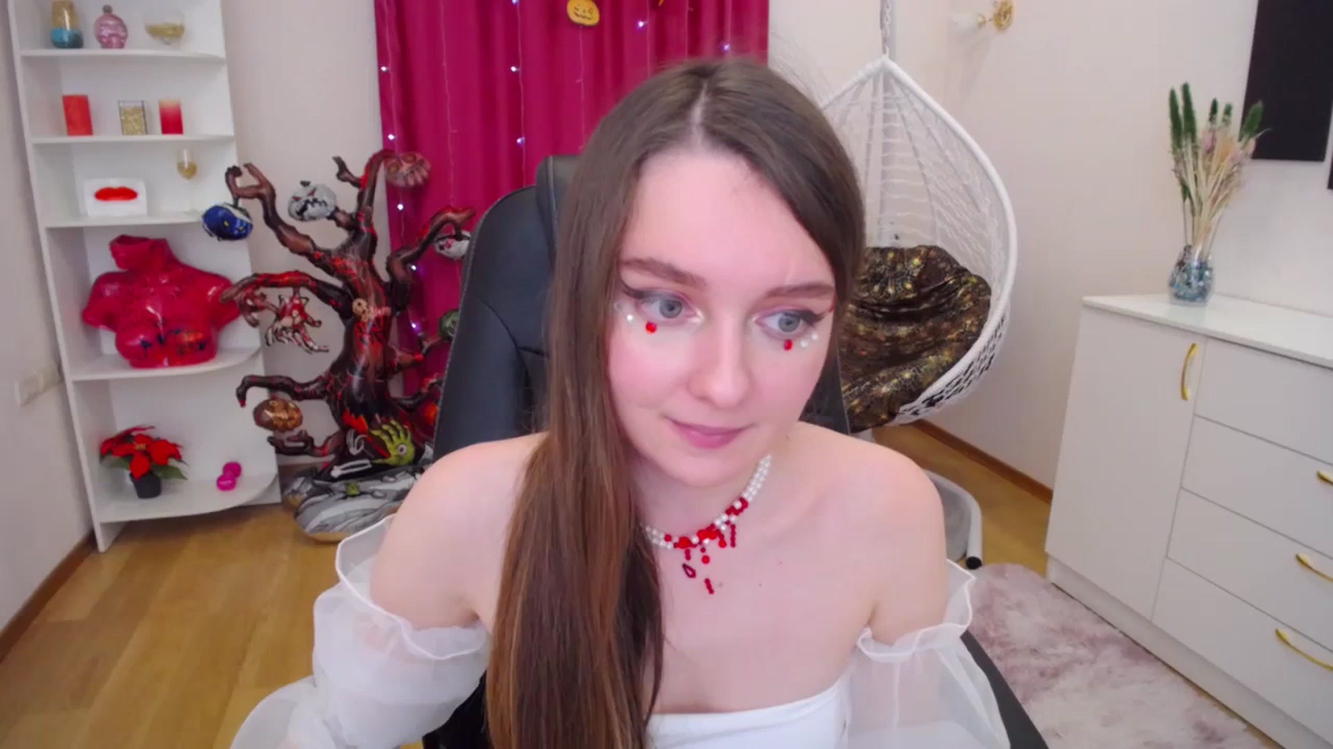 Gallery image thumbnail from Milim_Nava's myfreecams stream on, 10/31/2023, 07:50 image 12 of 20