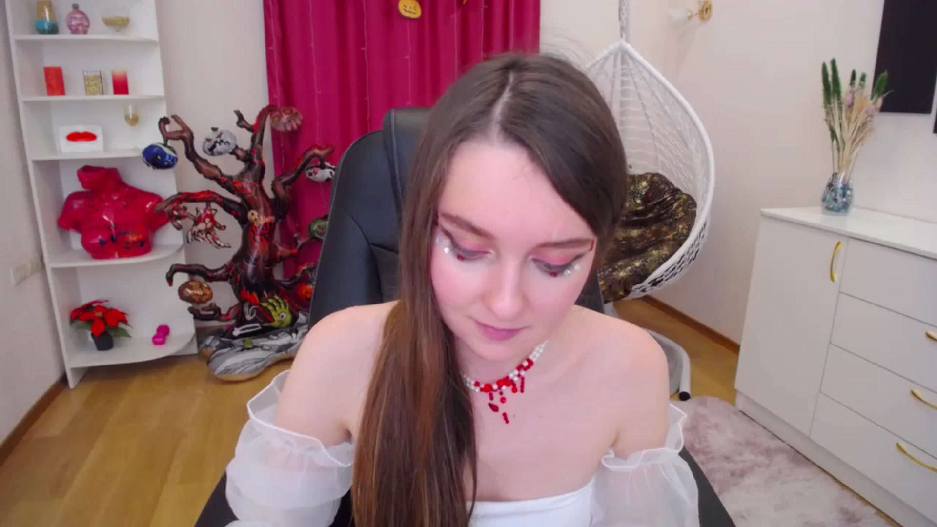 Gallery image thumbnail from Milim_Nava's myfreecams stream on, 10/31/2023, 07:50 image 19 of 20
