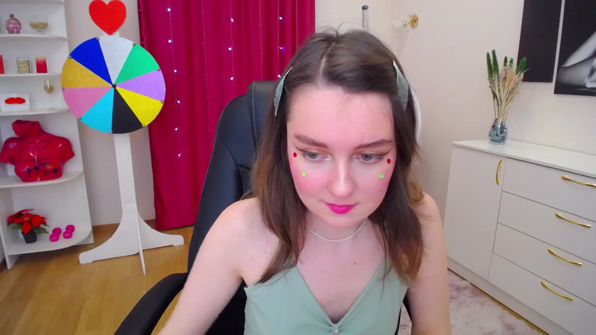 Gallery image thumbnail from Milim_Nava's myfreecams stream on, 11/04/2023, 15:01 image 4 of 20